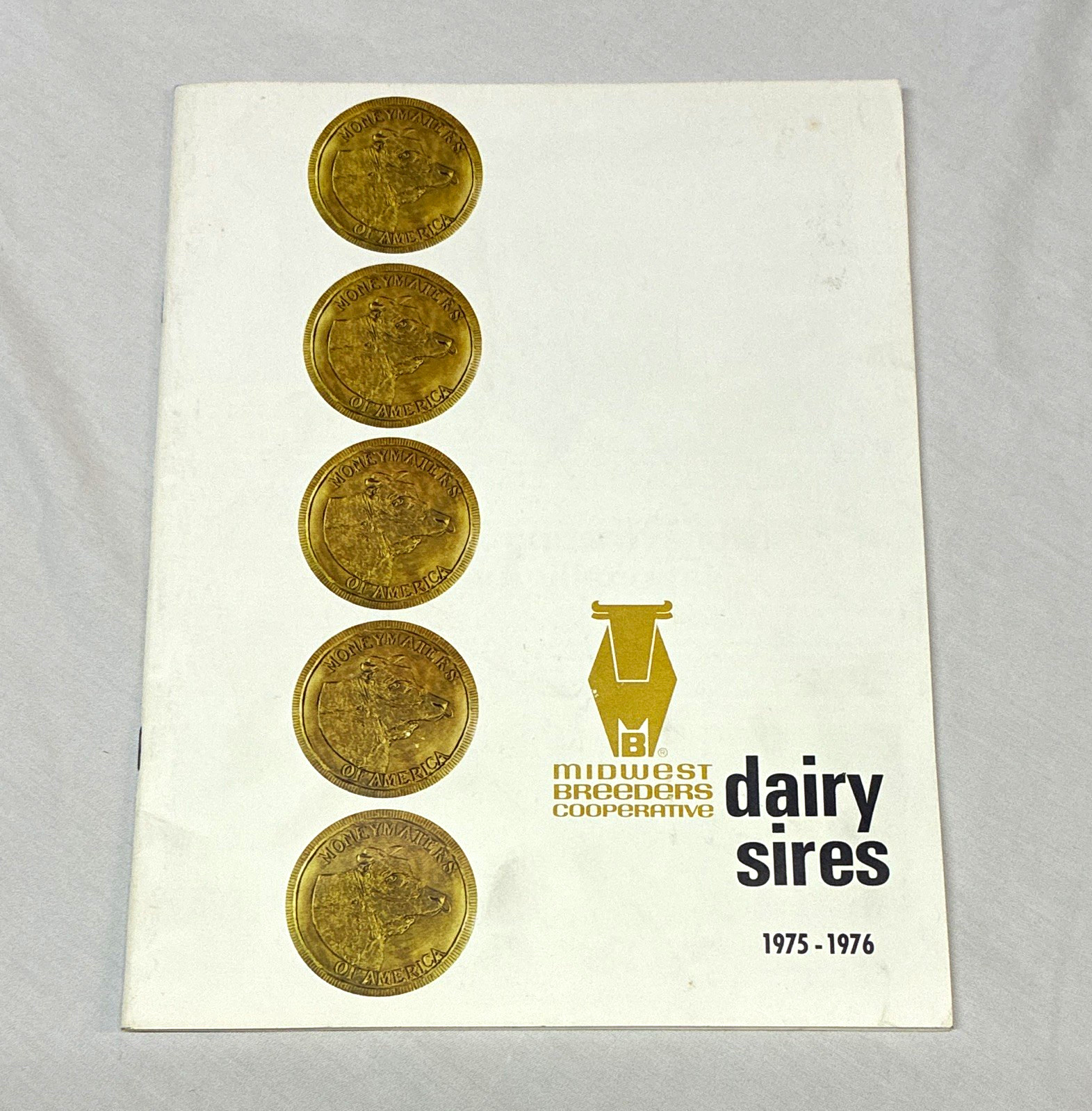 Midwest Breeders Cooperative Original Dairy Sires Brochure 1975-1976