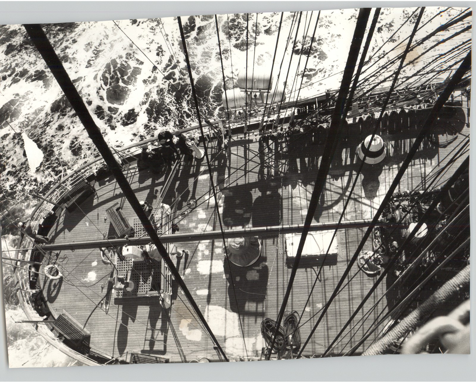 Ship Deck View Off Coast of Adelaide Taken by Orlando Gonzalez 1970 Press Photo
