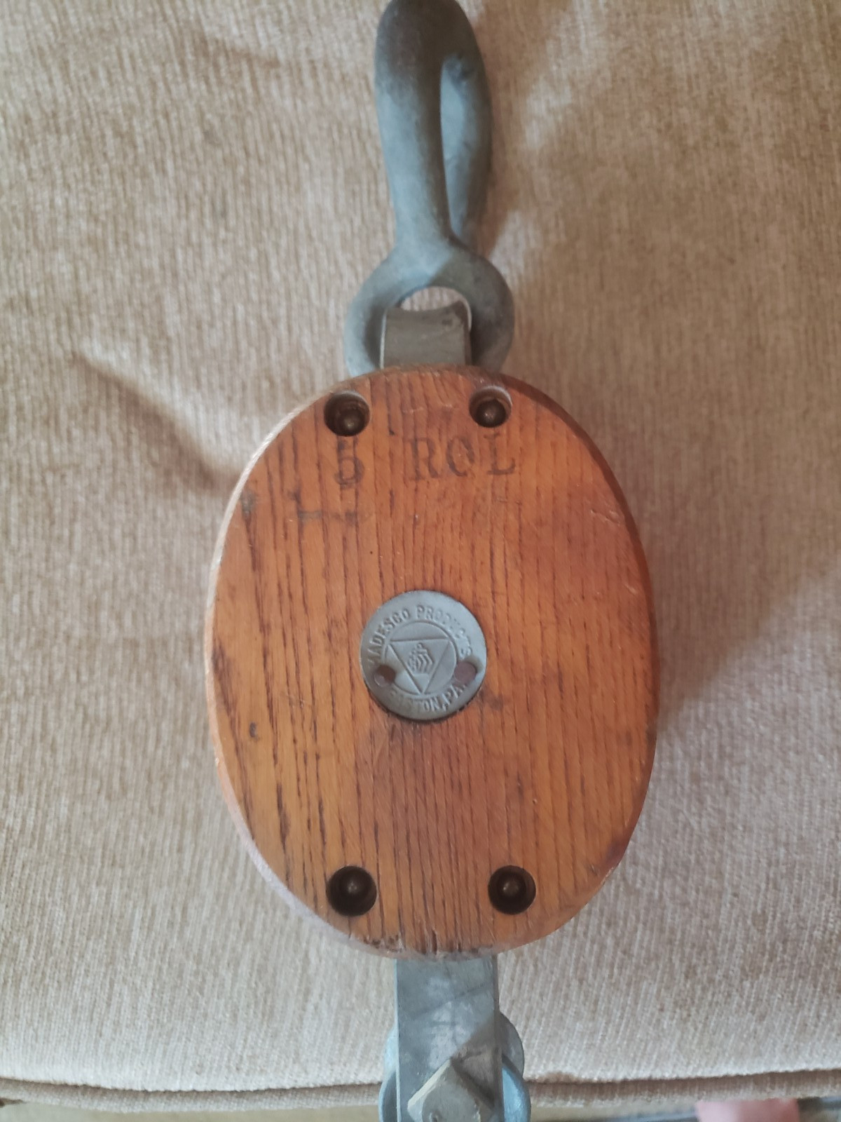 ANTIQUE OAK WOOD AND IRON MADESCO PRODUCTS EASTON PA DOUBLE PULLEY BLOCK GREAT