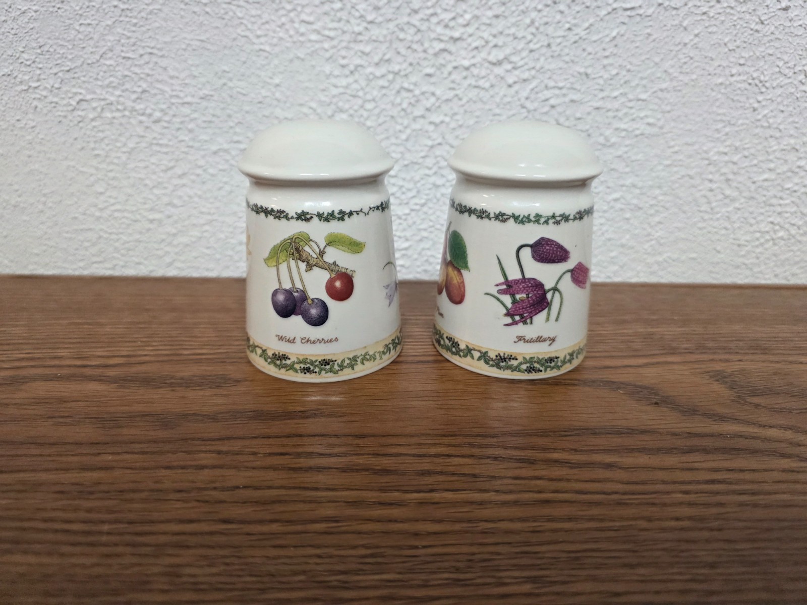 Vintage & Rare Dunoon Salt and Pepper Shaker by Nature Trail Made in Scottland 