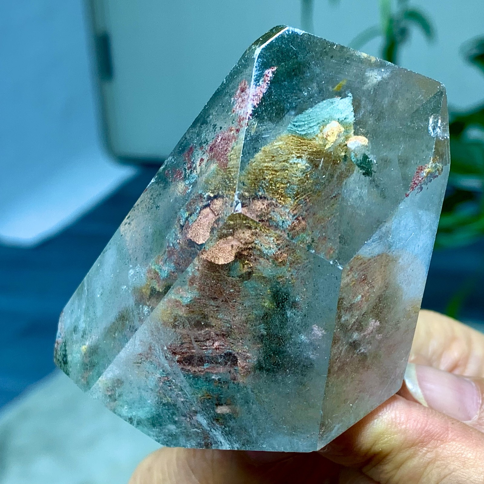 226G Natural high-quality green ghost water crystal original mineral healing
