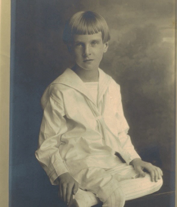 Antique Boy Sailor Suit Portrait Photo New Haven CT Chapel Street c1915-1925