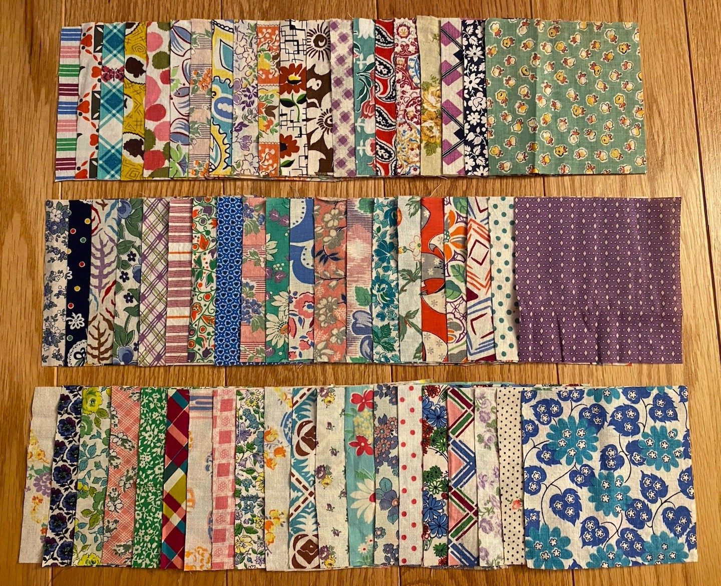Vintage Feedsack and pre 1960s 36” Fabric Charms #526 Vintage Feedsack and pre 1960s 36” Fabric Charms #526