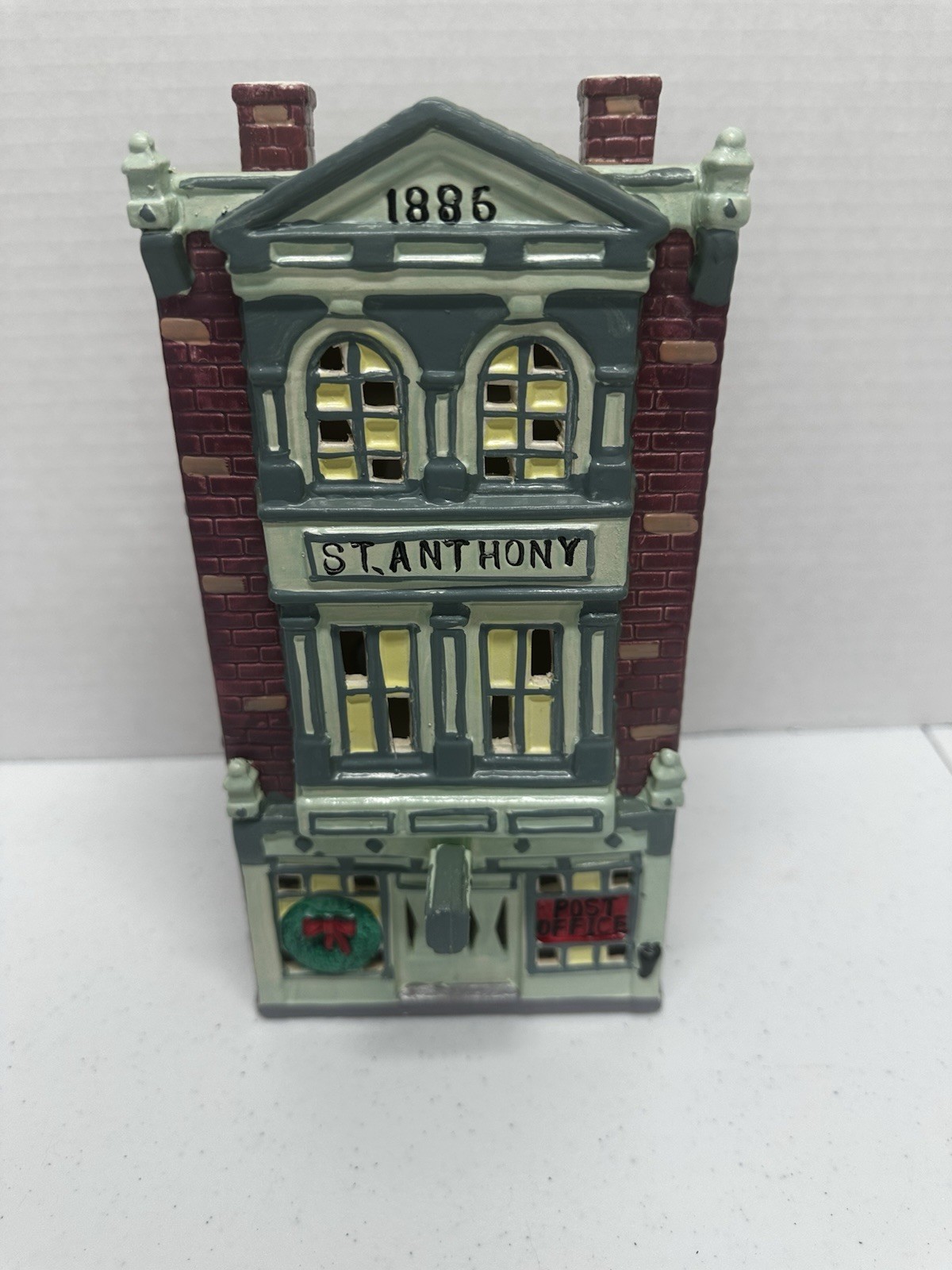 Dept 56 Snow Village St. Anthony Hotel 1887 Porcelain Lighted Building 1989