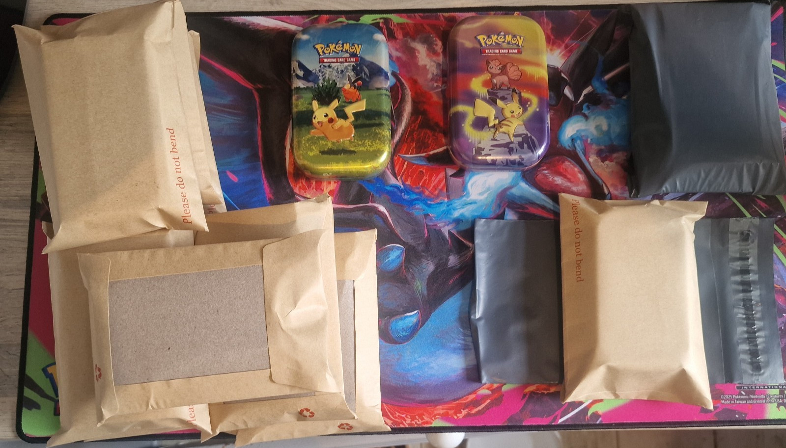 Pokemon Cards Bundle X 60 Cards C/UC, Holos, Rev holo Rares Tin Included