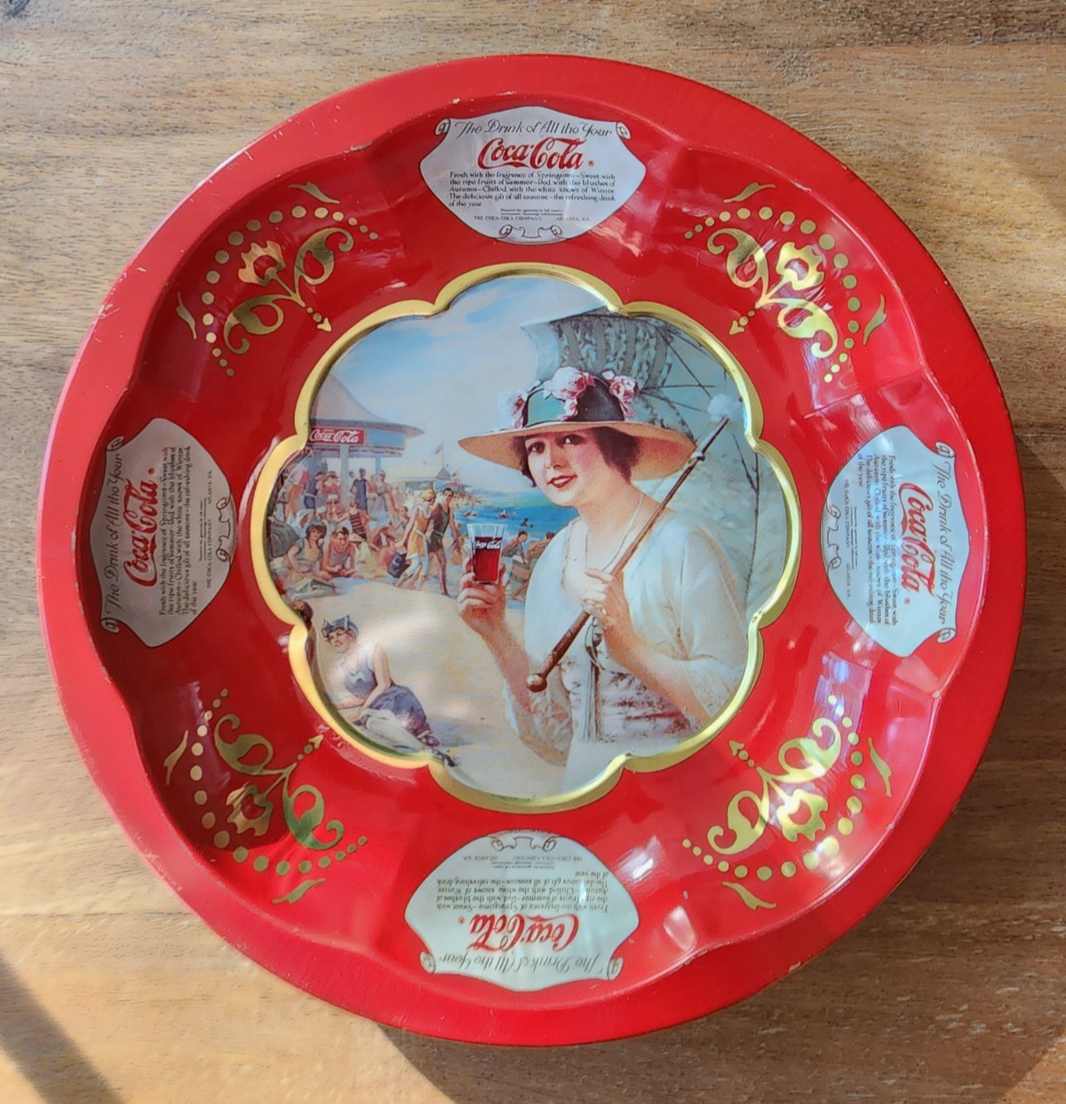 Vintage 1993 Coca Cola Tin Tray Beach Woman Parasol The World of Coke 10