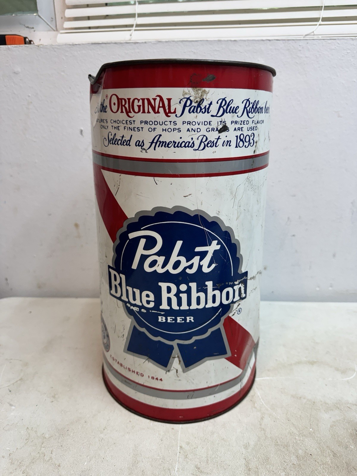 VINTAGE PABST BLUE RIBBON PBR BEER 19\