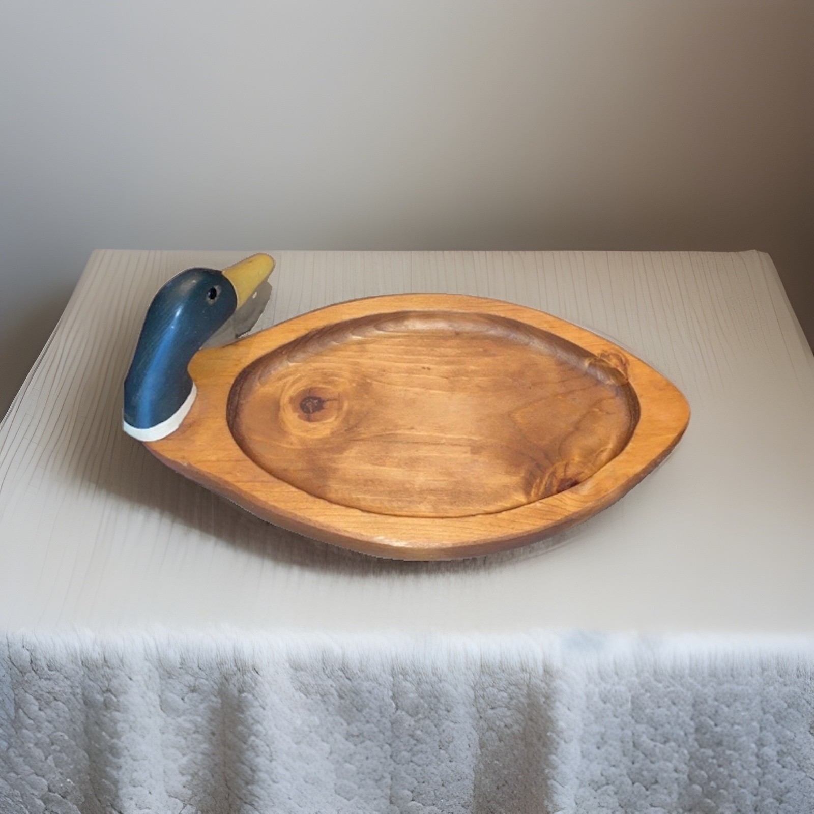 Vintage Carved Wooden Swivel Head Duck Tray W/Large Compartments 16”X 8” Vintage Carved Wooden Swivel Head Duck Tray W/Large Compartments 16”X 8”