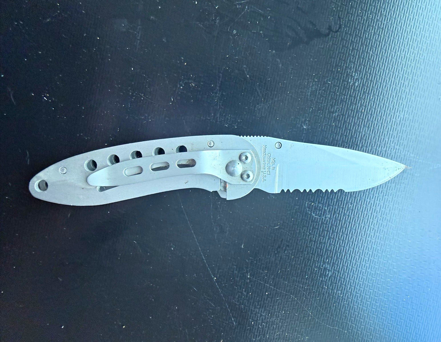 Camillus Cuda Stainless Folding Pocketknife Combo Edge Drop Point, Liner Lock