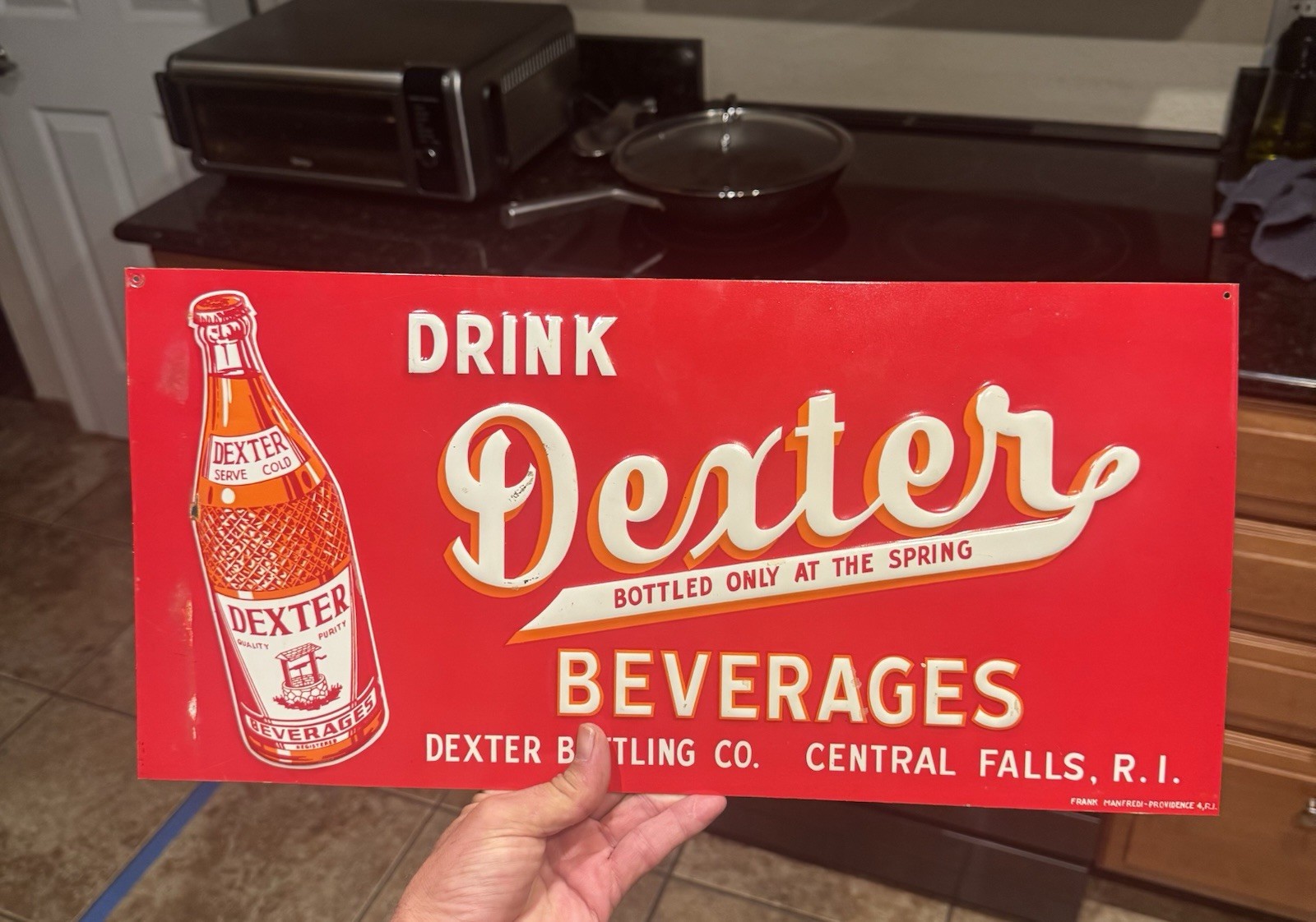 DEXTER BEVERAGES TAC Certified. Rhode Island. Embossed SODA Vintage 50s Tin Sign DEXTER BEVERAGES TAC Certified. Rhode Island. Embossed SODA Vintage 50s Tin Sign