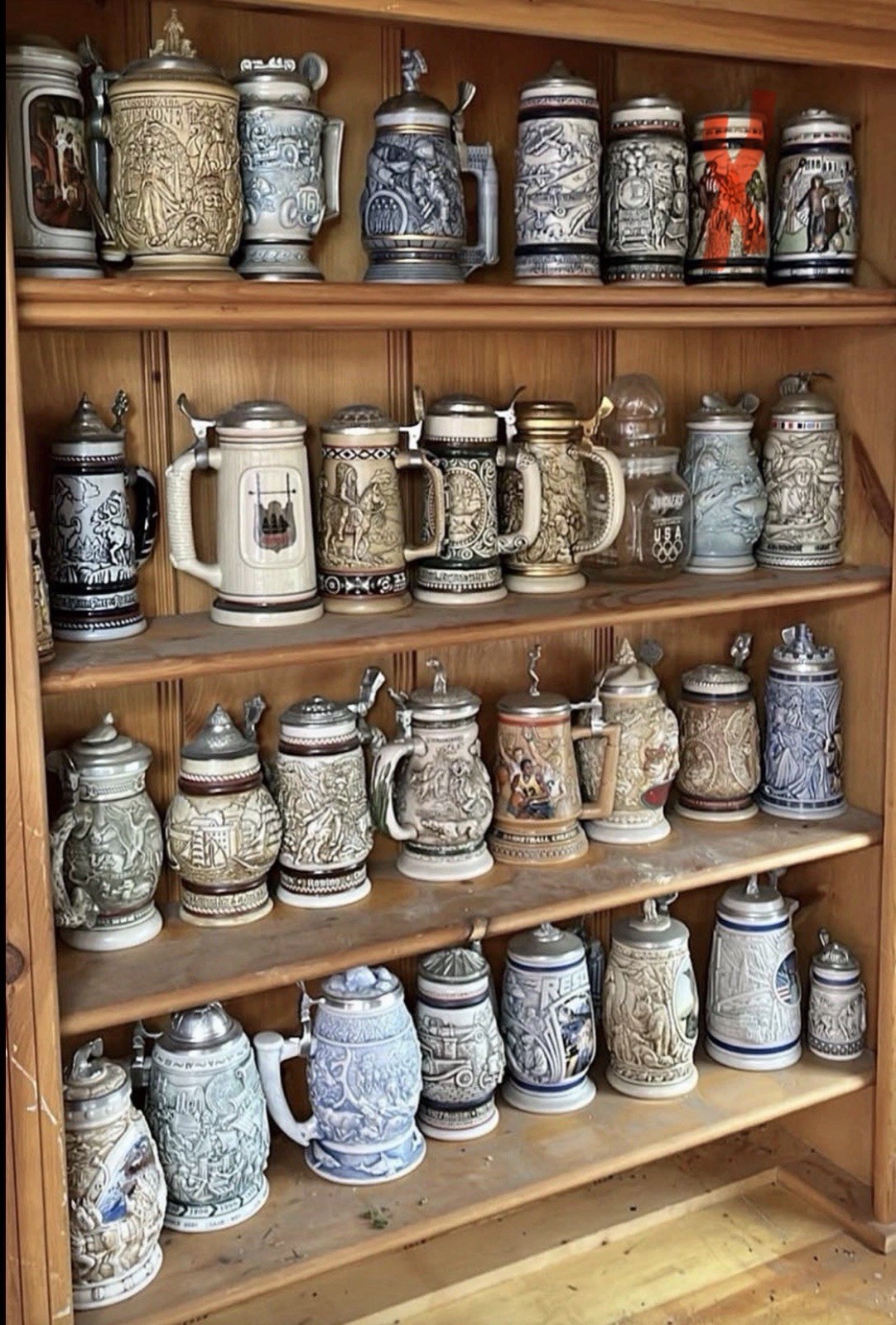 beer mugs avon vintage set of 31