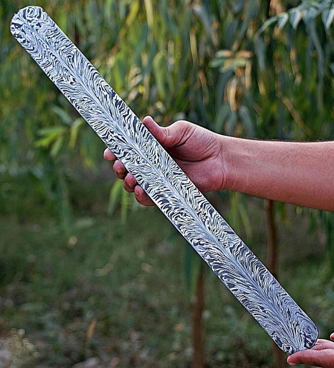 20X2 HAND FORGED DAMASCUS STEEL BILLET / BAR KNIFE MAKING SUPPLY FEATHER PATTERN 20X2 HAND FORGED DAMASCUS STEEL BILLET / BAR KNIFE MAKING SUPPLY FEATHER PATTERN