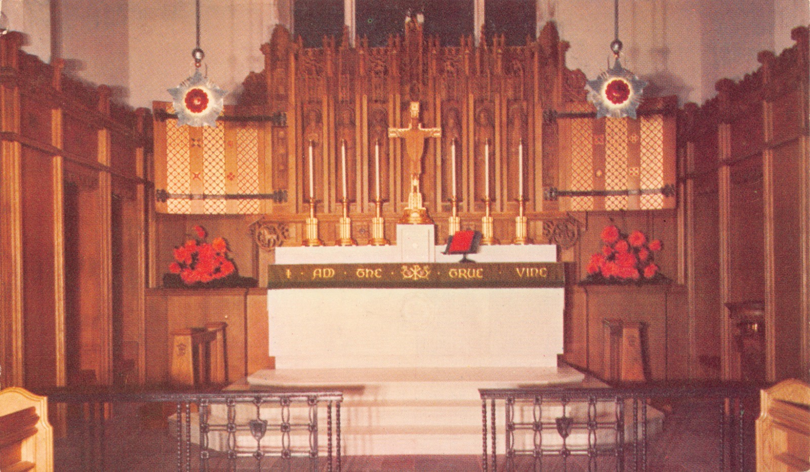 GA~GEORGIA~ATLANTA~INTERIOR OF NEW LUTHERAN CHURCH OF THE REDEEMER~PM 1952