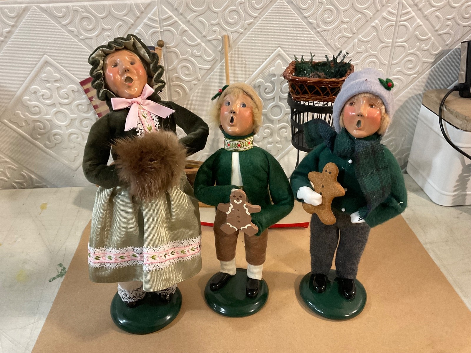 BYER'S BYERS' CHOICE 3 Vintage Caroler’s 1990’s. Children Carolers 9-11”