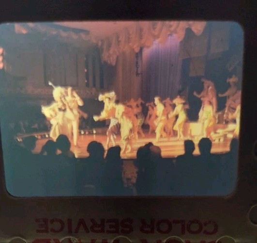 35mm Photo Slide 1958 The Latin Quarter Club NYC Donn Arden Stage Show Flatow #8 35mm Photo Slide 1958 The Latin Quarter Club NYC Donn Arden Stage Show Flatow #8