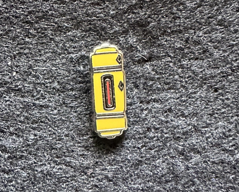 Disney Tiny Kingdom Monster’s Inc Laugh Scream Can Series Two Mystery Pin