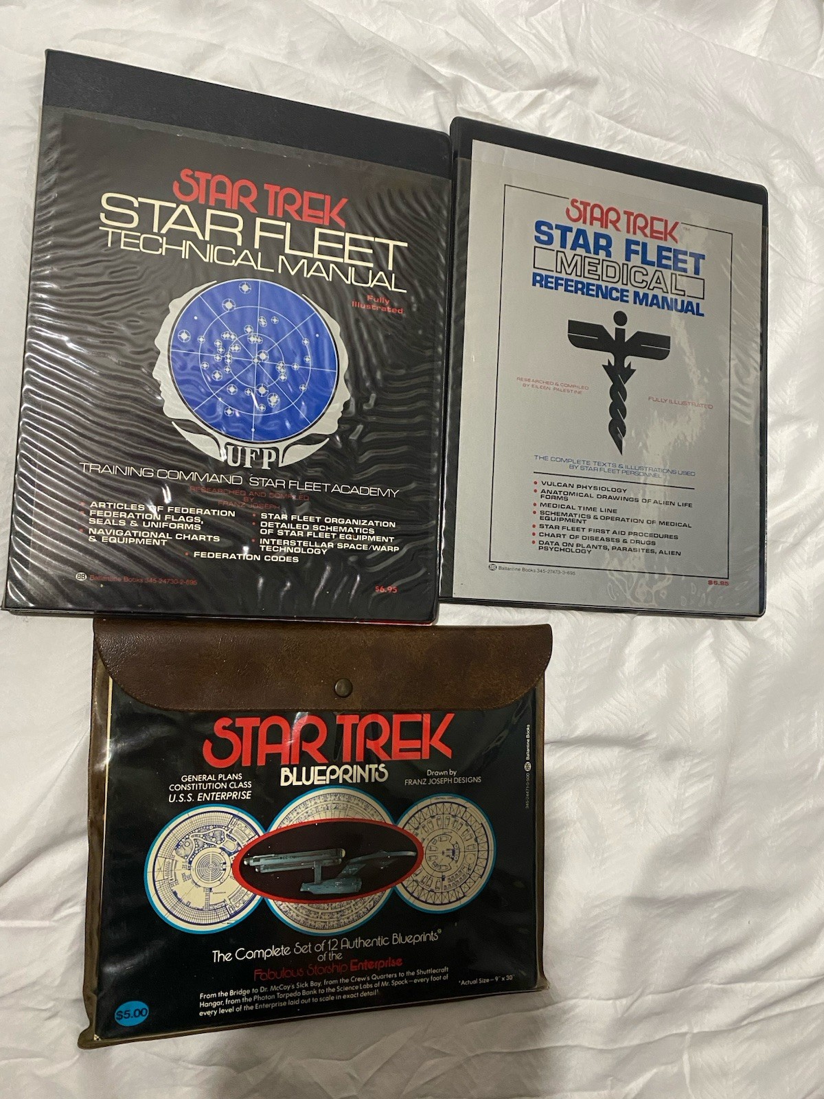 Vintage Star Trek Lot Star Fleet Technical Manual Medical Manual Blueprints 1975 Vintage Star Trek Lot Star Fleet Technical Manual Medical Manual Blueprints 1975