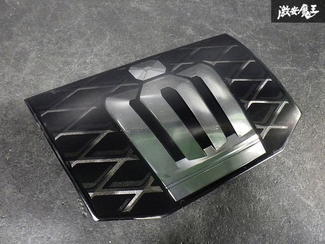 Toyota Crown Athlete 210 Radar Emblem 53141-30200 OEM Pre-Facelift AWS210 Used