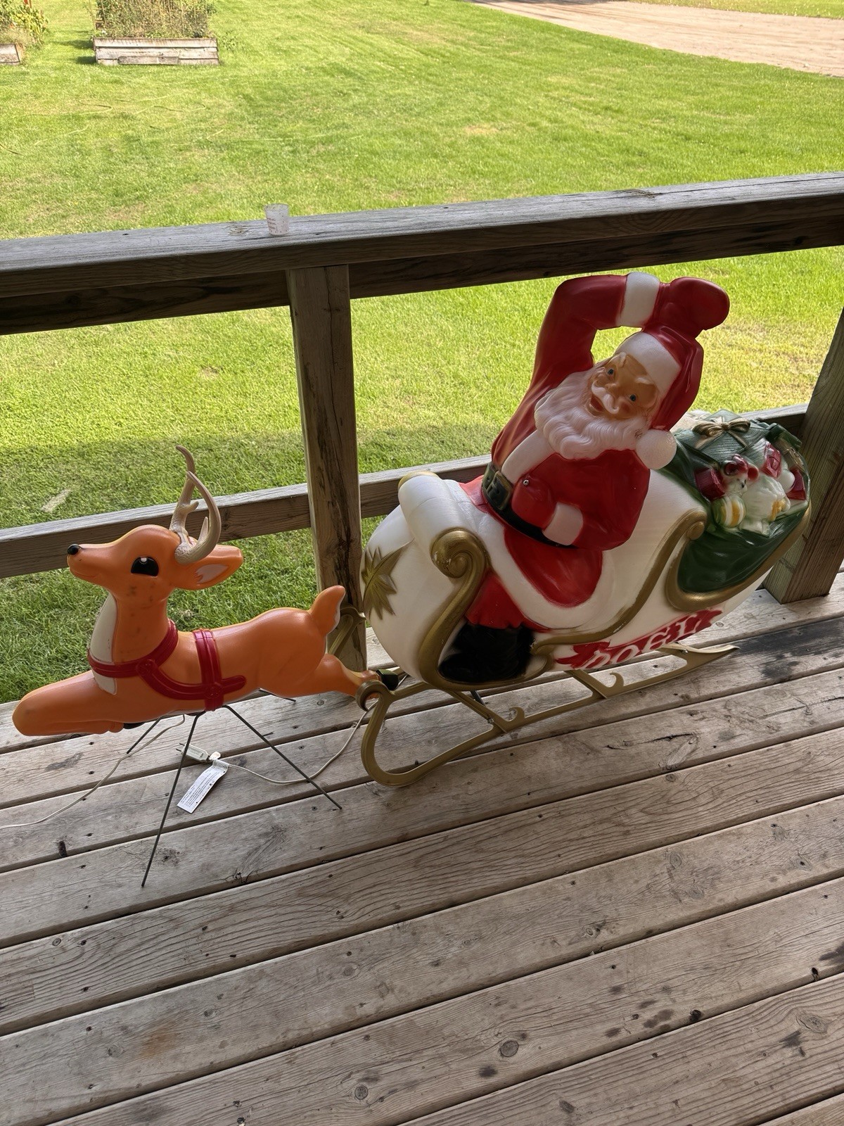 Vintage Empire Christmas Blow Mold Santa Claus Sleigh W/Reindeer *Great Color*