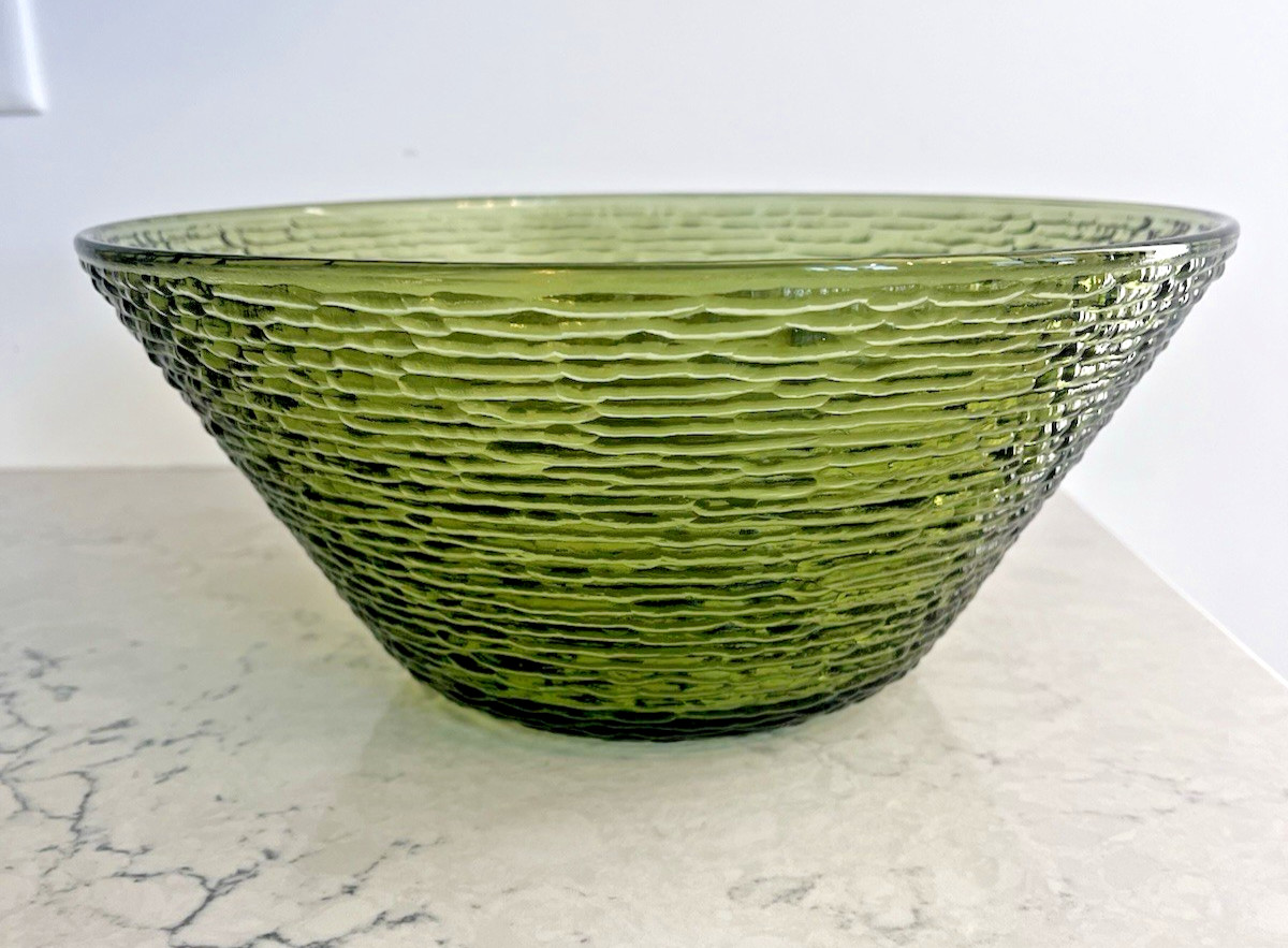 Pristine Vintage Anchor Hocking Avocado Green Soreno Large Glass Serving Bowl