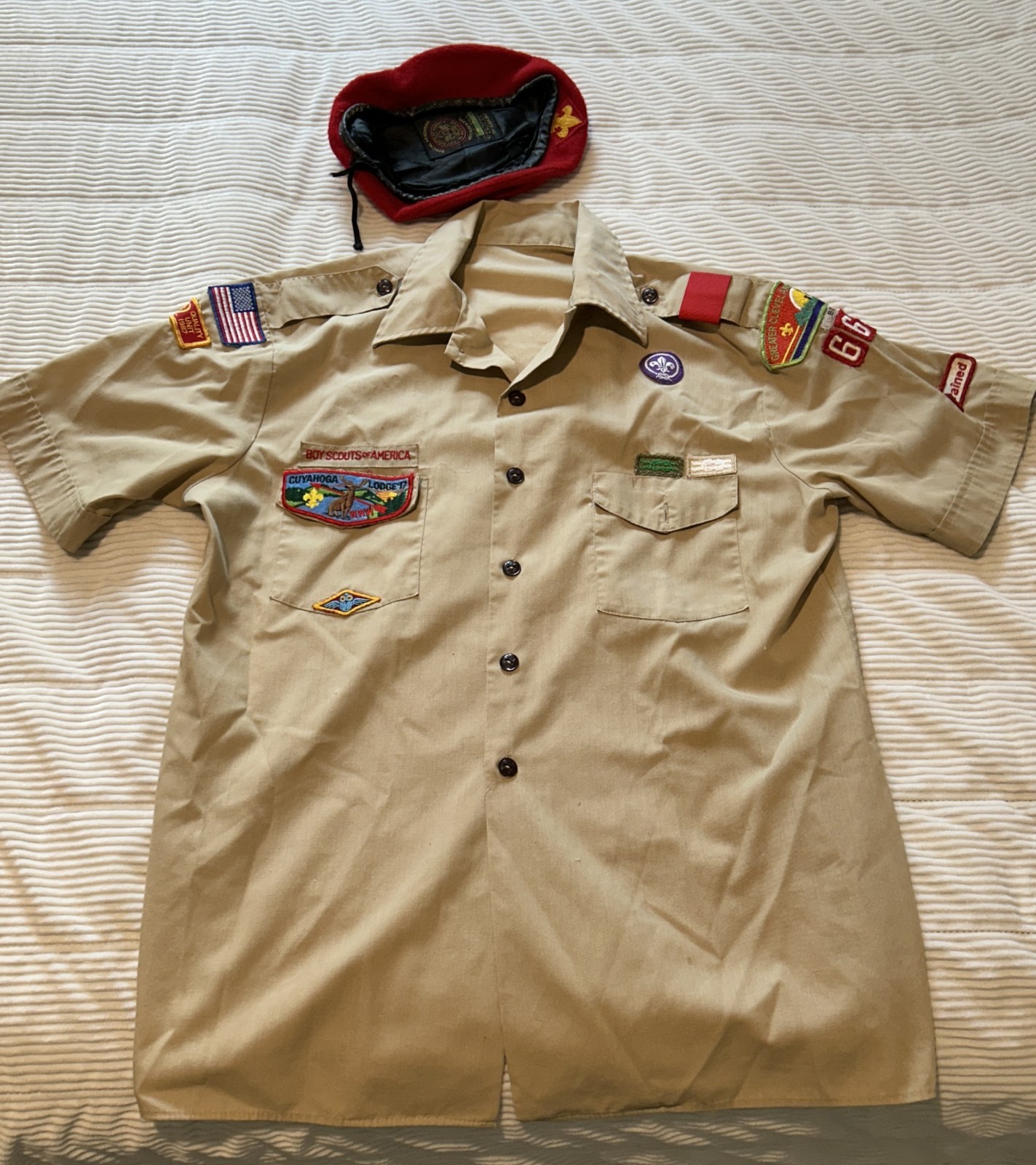 Vintage 1980s BSA Leader Uniform Shirt & Red Wool Beret Medium Cleveland OH Set Vintage 1980s BSA Leader Uniform Shirt & Red Wool Beret Medium Cleveland OH Set