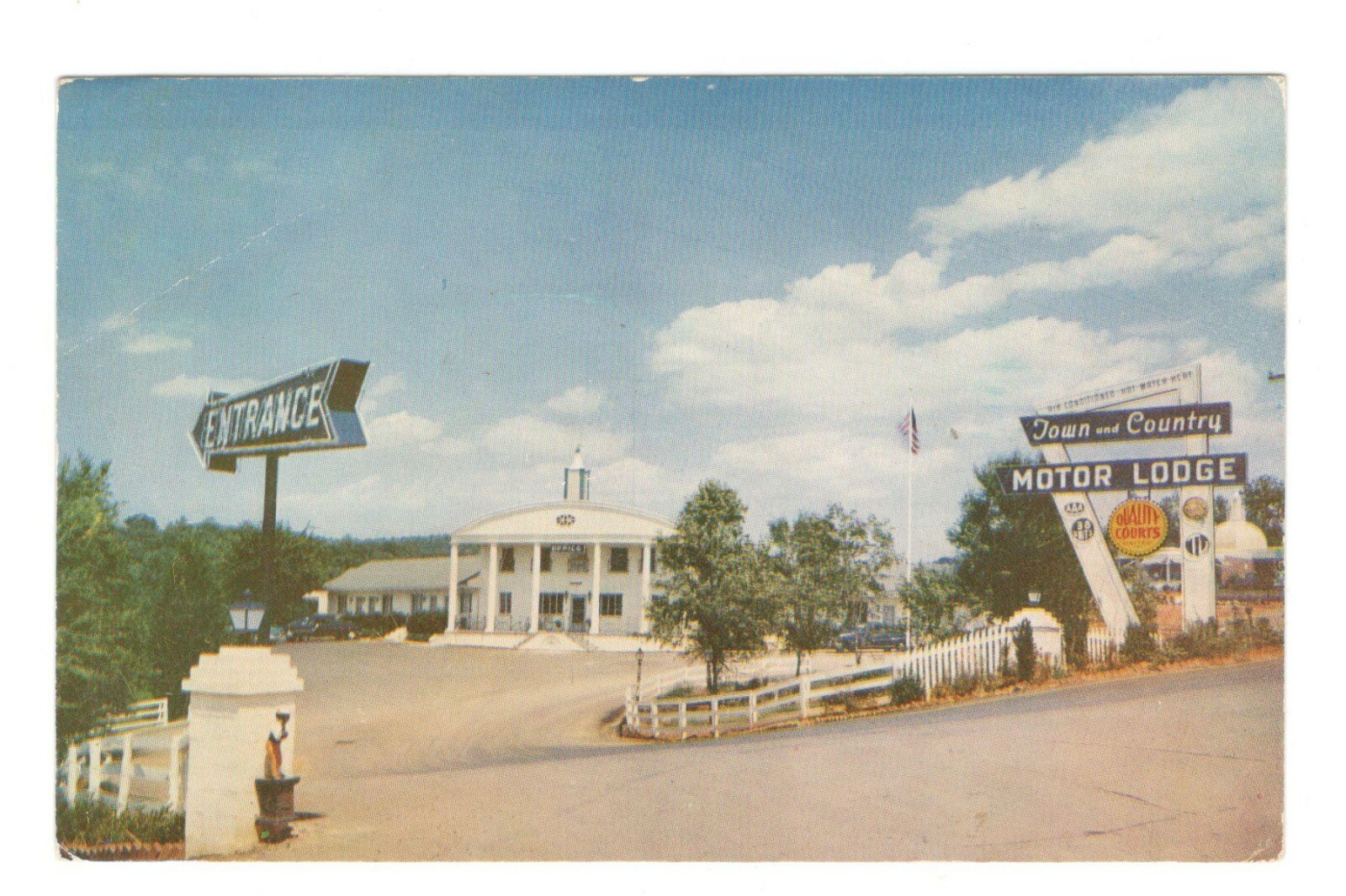 Town And Country Charlottesville Virginia Vintage Postcard EB156