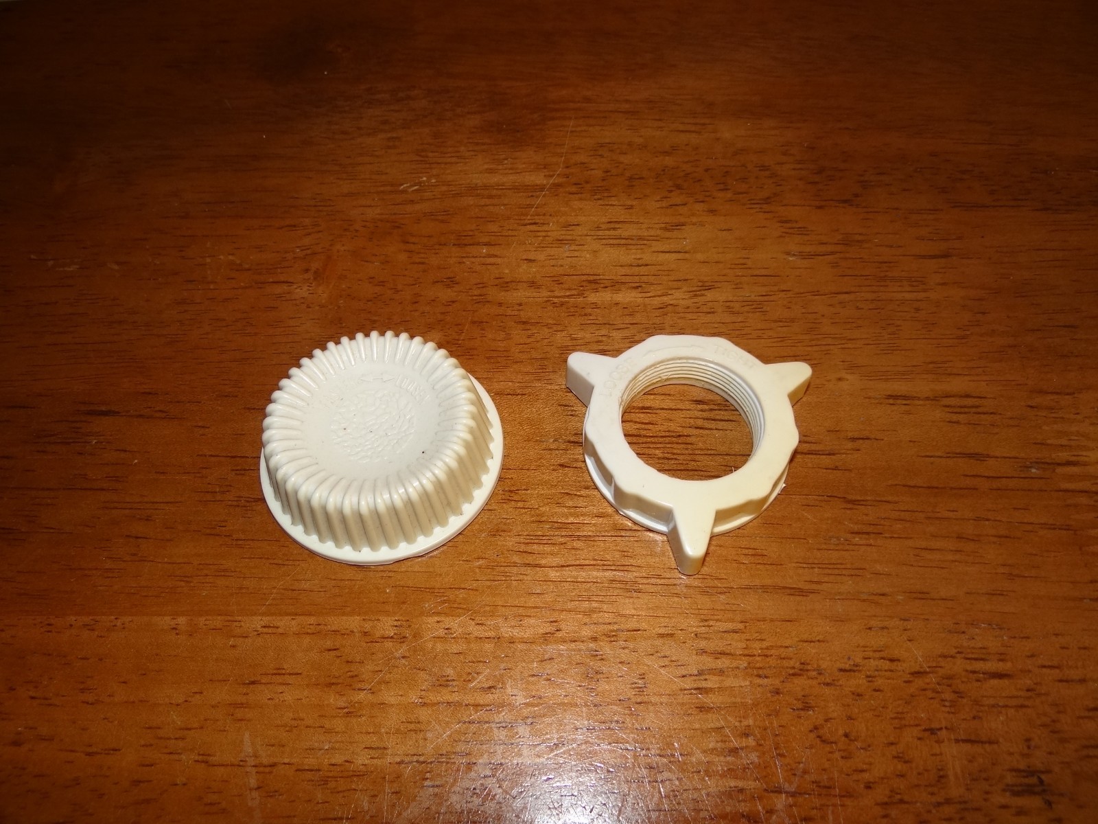 VTG Duracraft 18 In Oscillating Fan Blade Nut & Rear Guard Lock Ring Parts