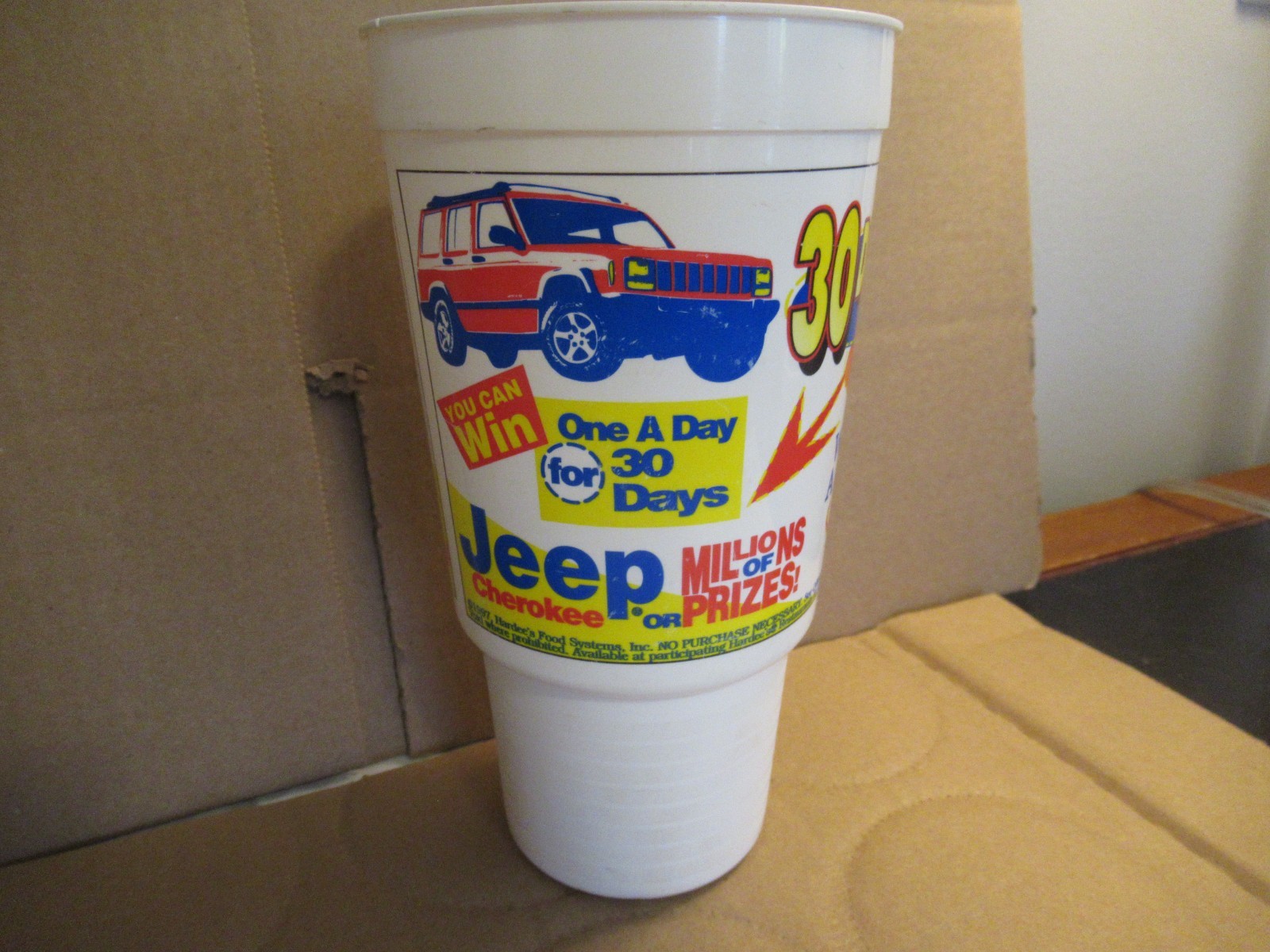 RARE WIN A JEEP Vintage 1997 Plastic Cup Free Cherokee Hardees Ticket Not Played RARE WIN A JEEP Vintage 1997 Plastic Cup Free Cherokee Hardees Ticket Not Played