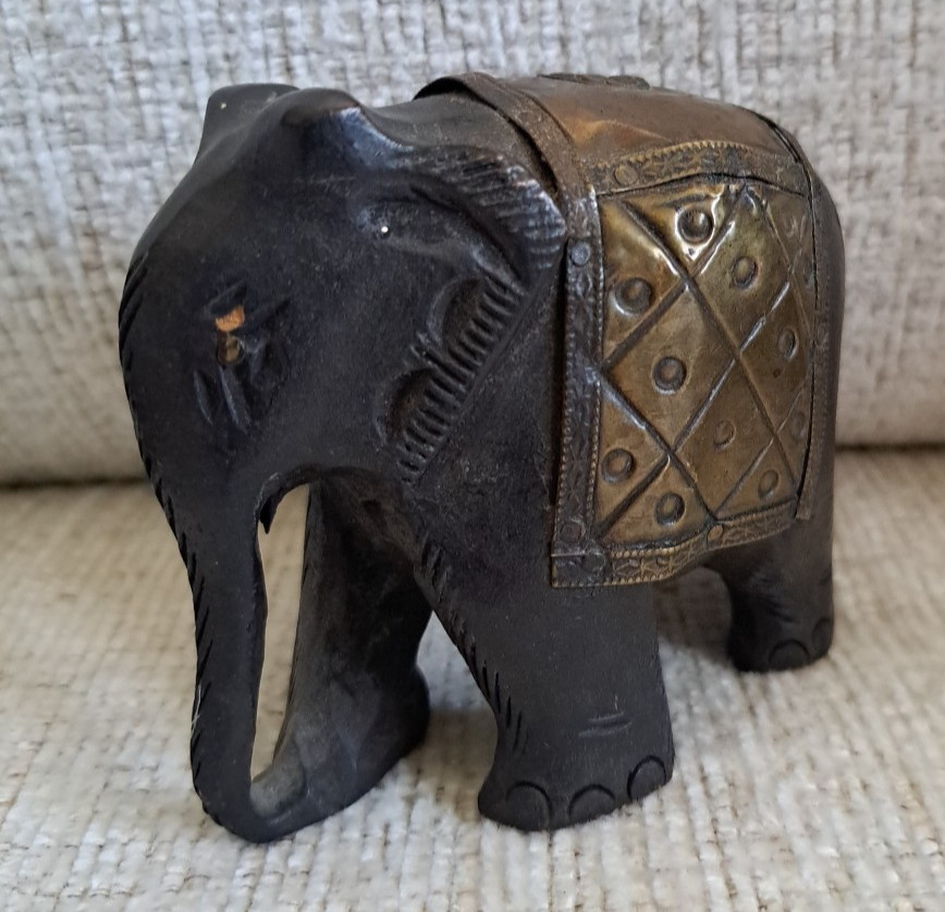Vtg. Hand Made Wooden ASIAN Elephant With Brass Blanket Work. 3.75\ Vtg. Hand Made Wooden ASIAN Elephant With Brass Blanket Work. 3.75\