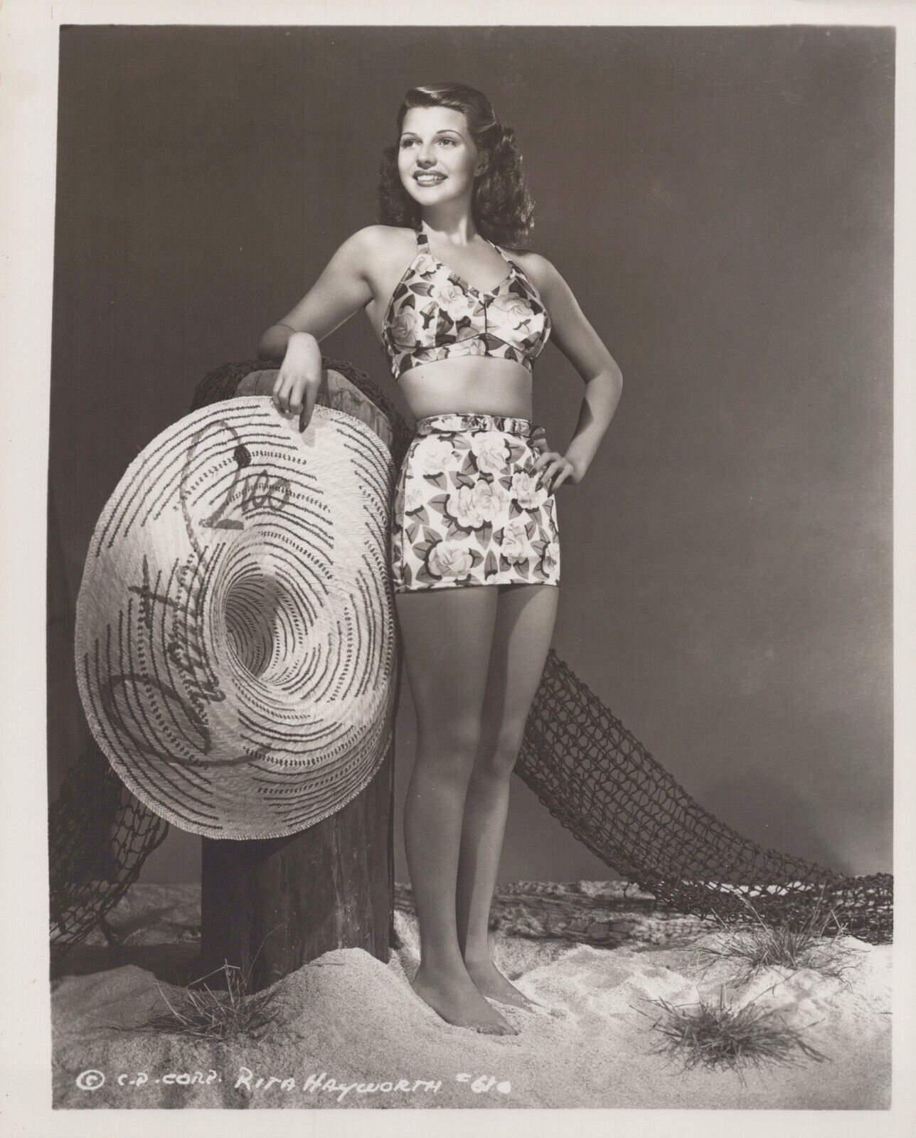 Rita Hayworth (1950s) ❤ Original Vintage - Sexy Leggy Cheesecake Photo K 396