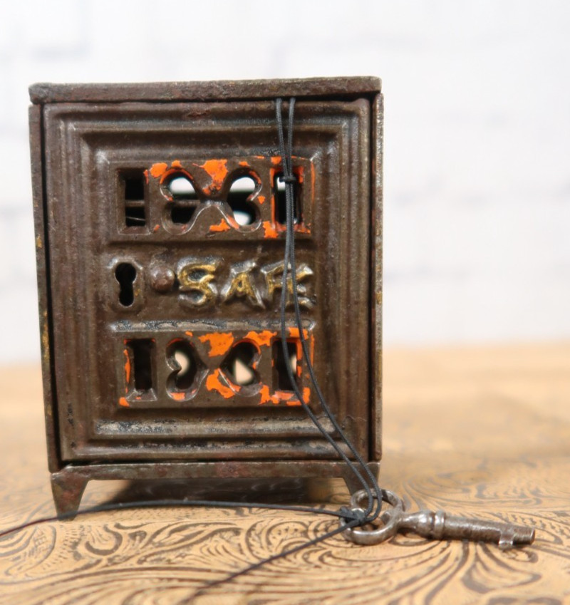 Antique vtg 1891 Cast Iron Toy Coin Bank SAFE – J. & E. Stevens w/ KEY