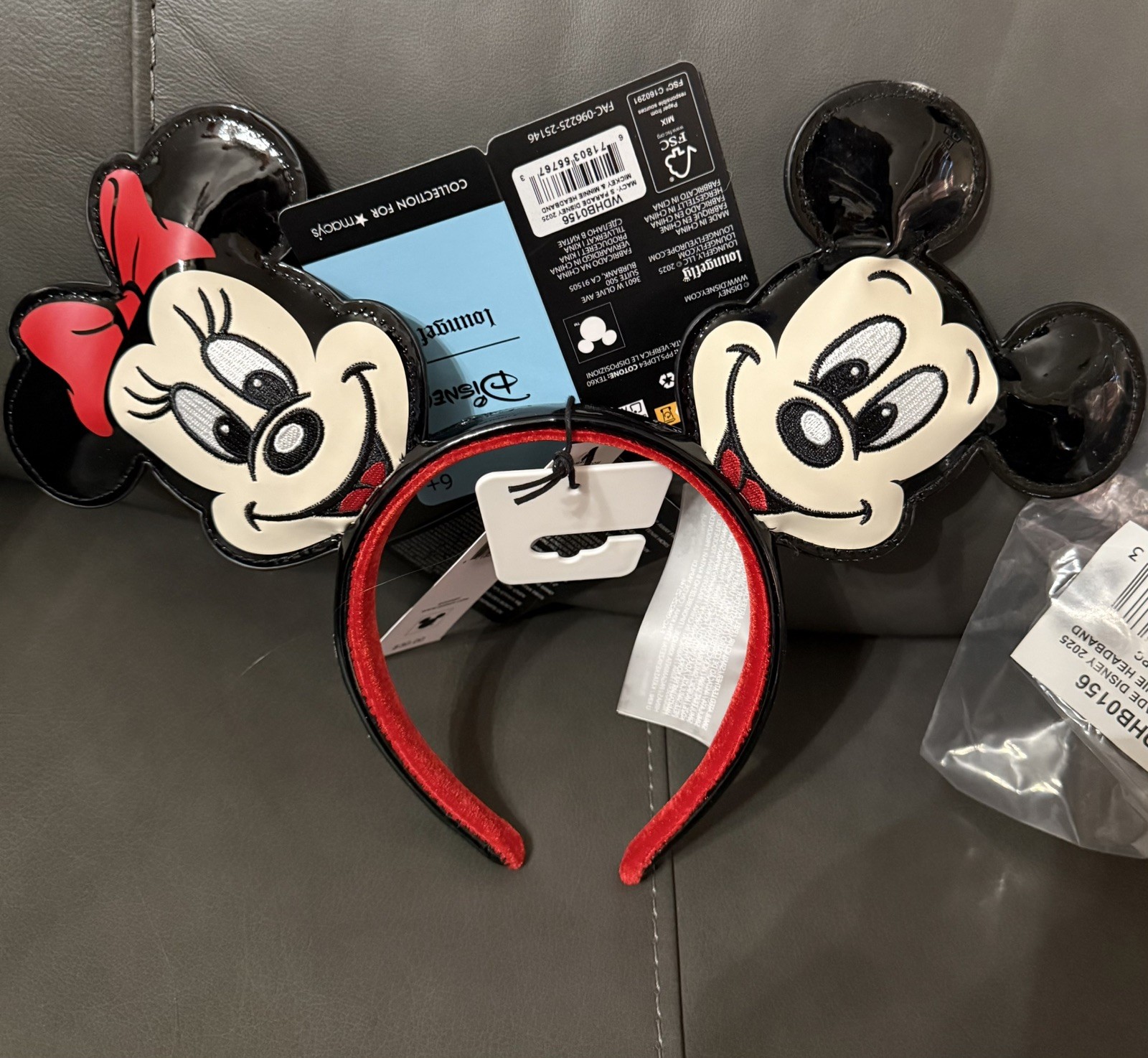 Disney Mickey Minnie Loungefly Ears Headband Macy's Parade limited edition NWT Disney Mickey Minnie Loungefly Ears Headband Macy's Parade limited edition NWT
