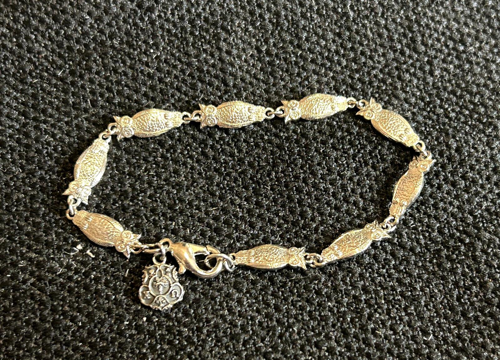 VINTAGE Chi Omega sorority sterling (?) owl link crest bracelet Balfour - OLD