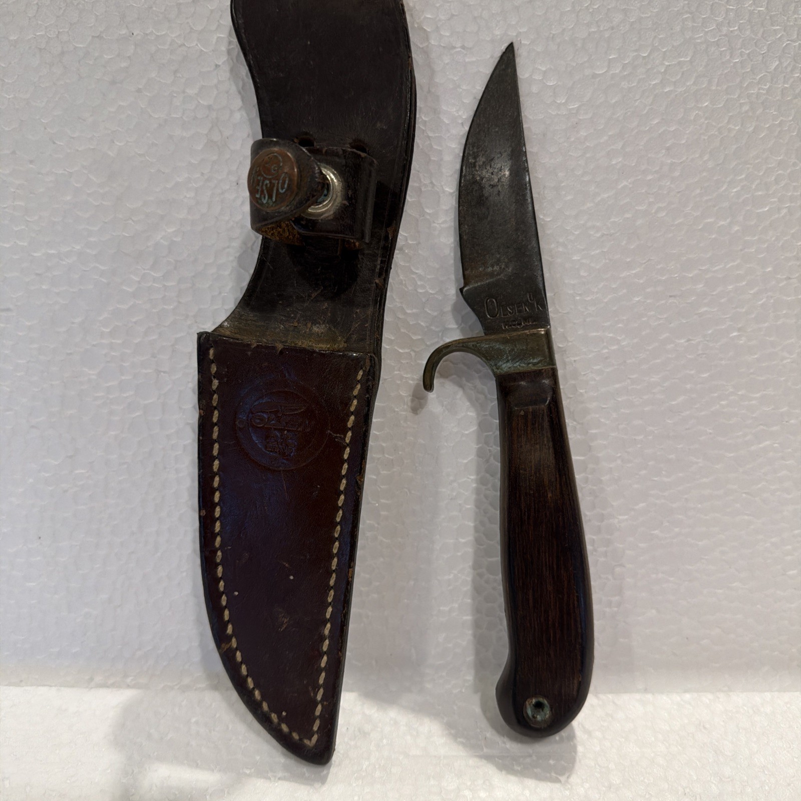 Original Olsen OK H.C. MI Hunting Knife with Original Sheath Original Olsen OK H.C. MI Hunting Knife with Original Sheath