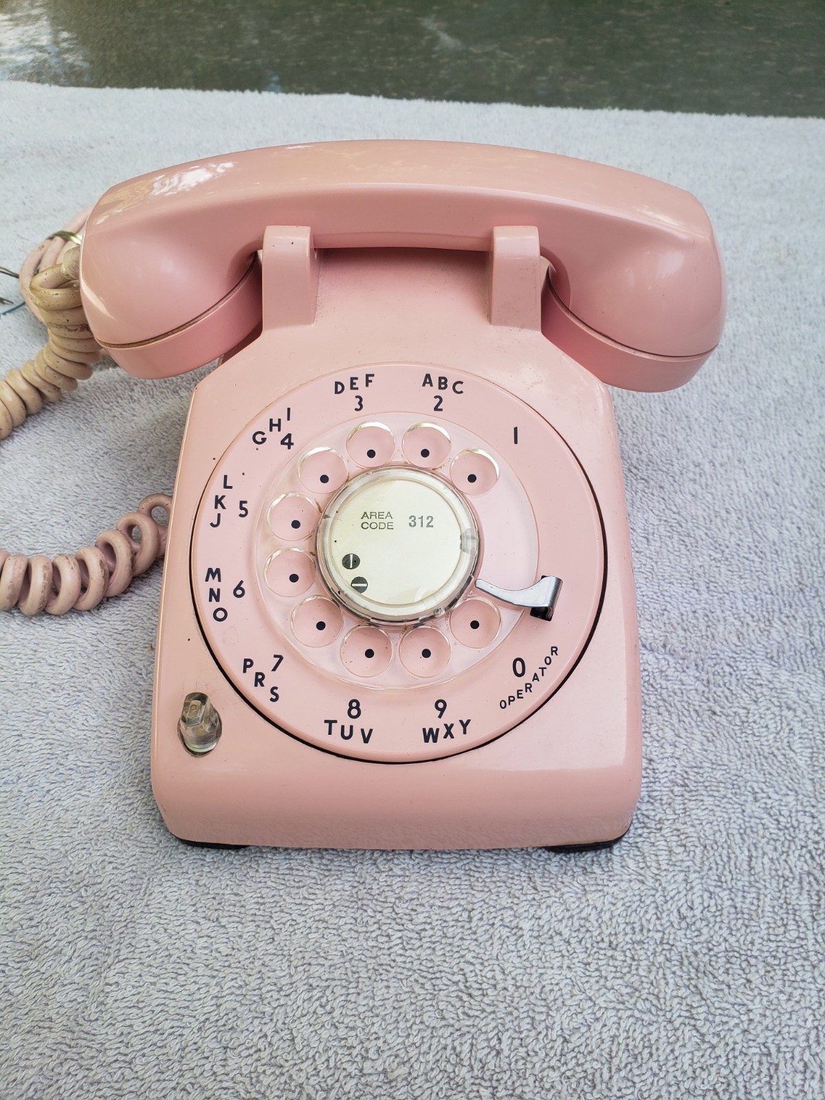 Vintage Pink Western Electric 1958 510 E/F 2-line phone telephone Vintage Pink Western Electric 1958 510 E/F 2-line phone telephone