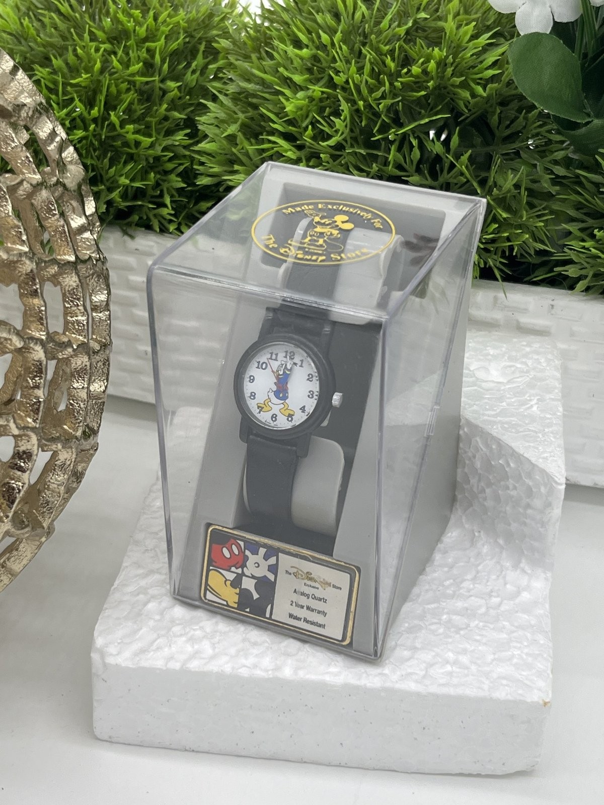 Disney Store Donald Duck Watch Black Band in Original Acrylic Display Box
