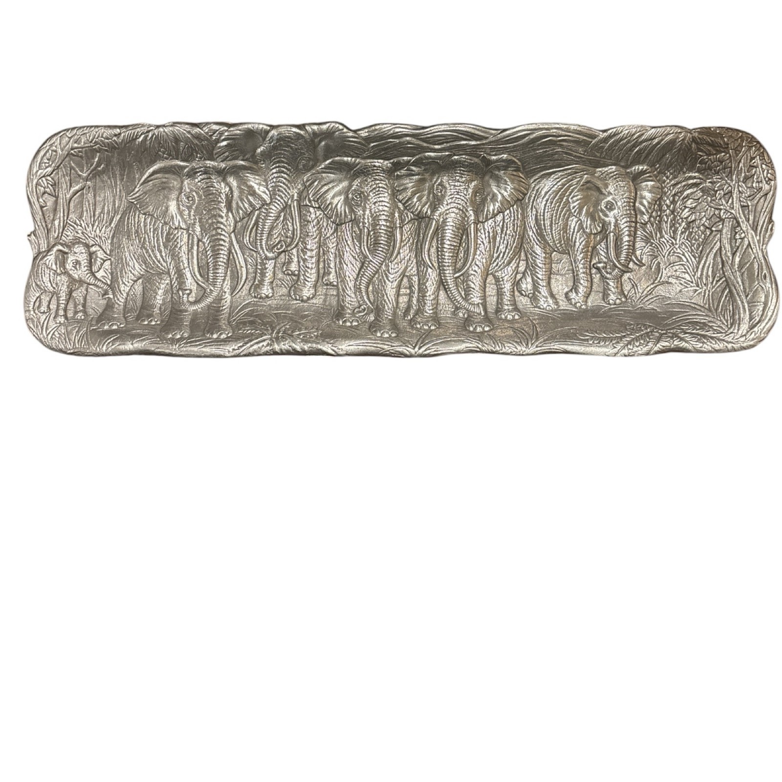 Arthur Court 1986 Elephant Safari Cast Aluminum Rectangular Serving Tray 19 x 6” Arthur Court 1986 Elephant Safari Cast Aluminum Rectangular Serving Tray 19 x 6”