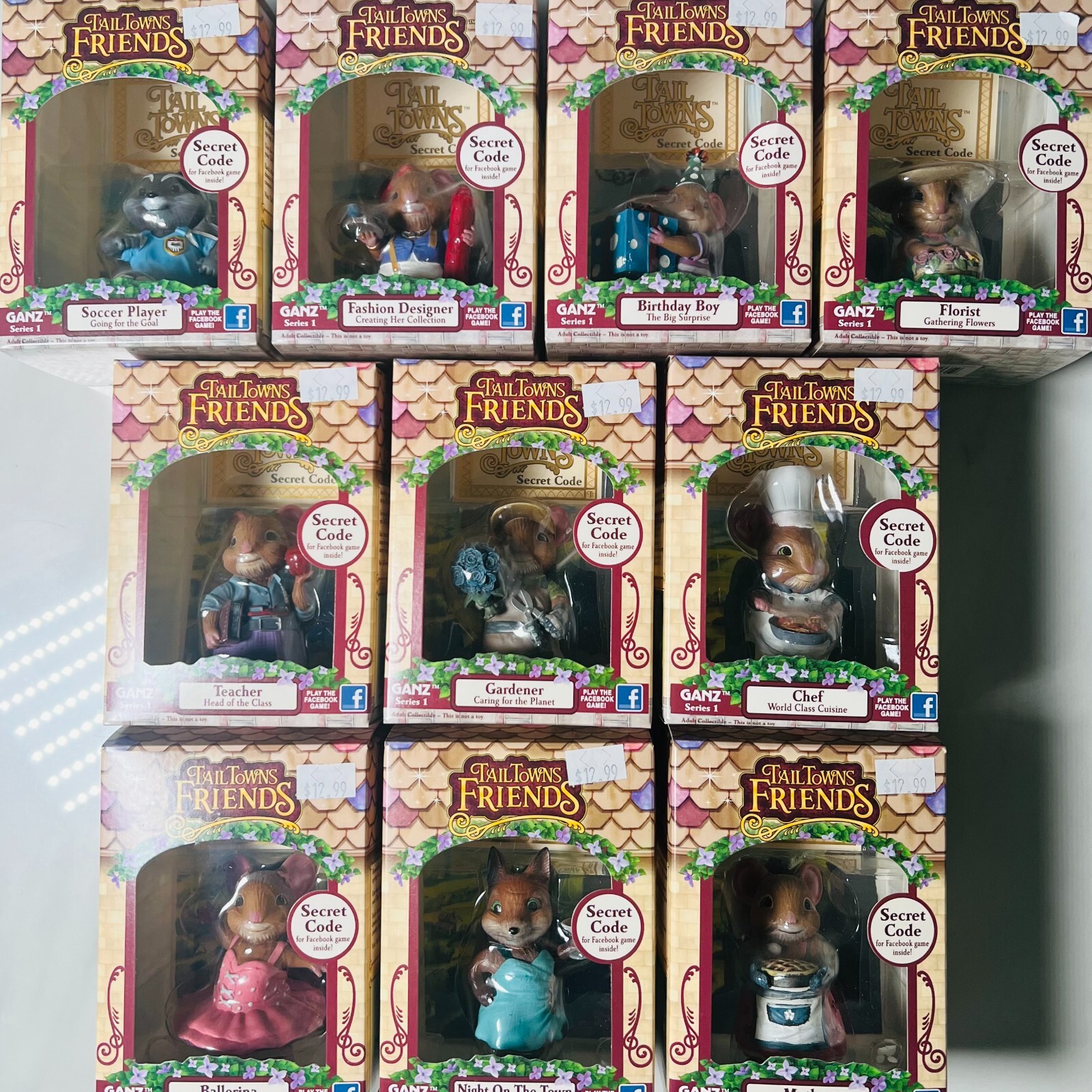 Ganz Tail Towns Friends - Lot of 10 Figurines - Facebook Game - Series 1 - New