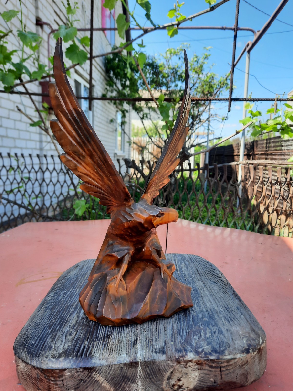 Vintage Hand-Carved Wooden Mountain Eagle Statue 13.4