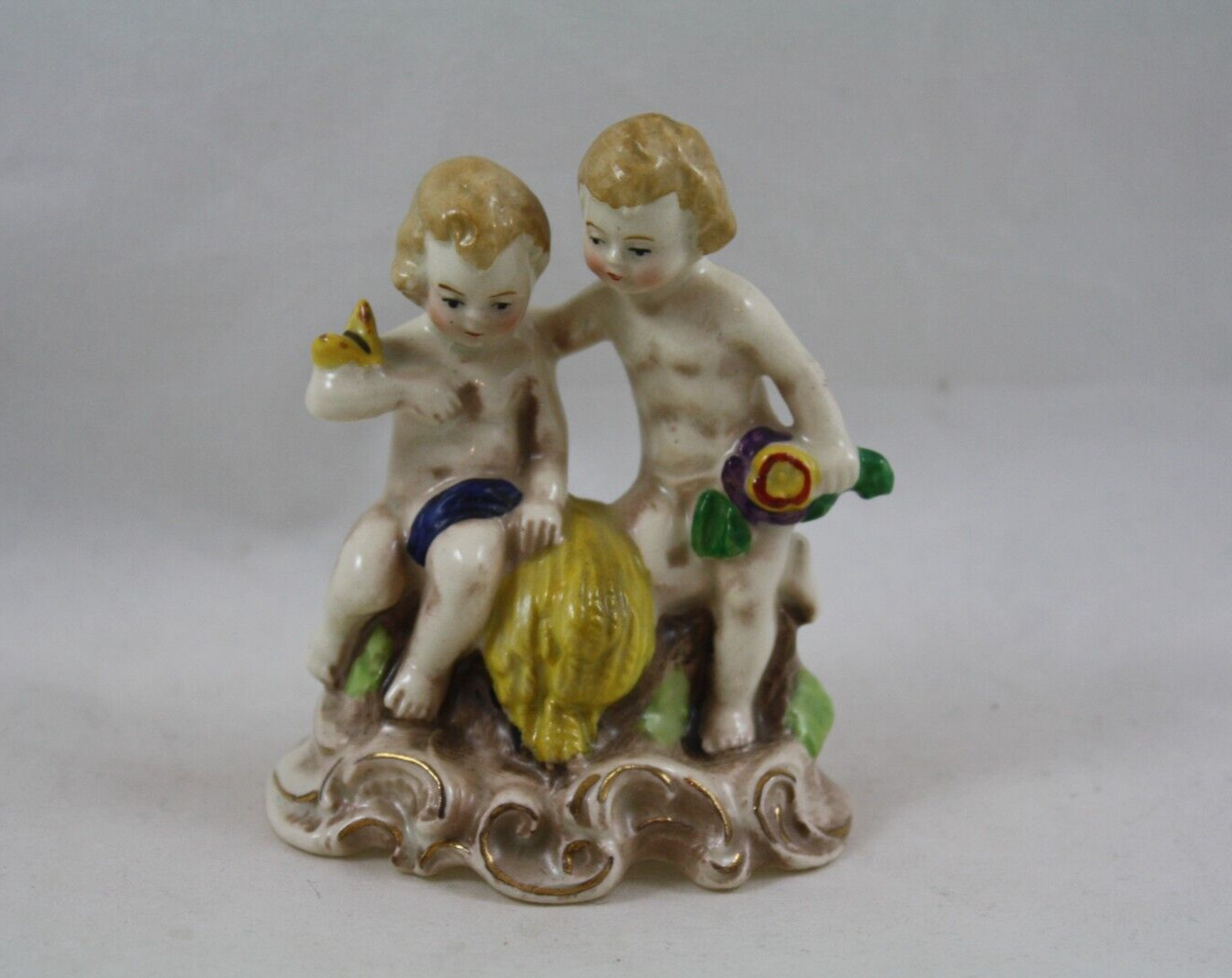 Vintage Goebel Cherubs/Children GM 597 Figurine