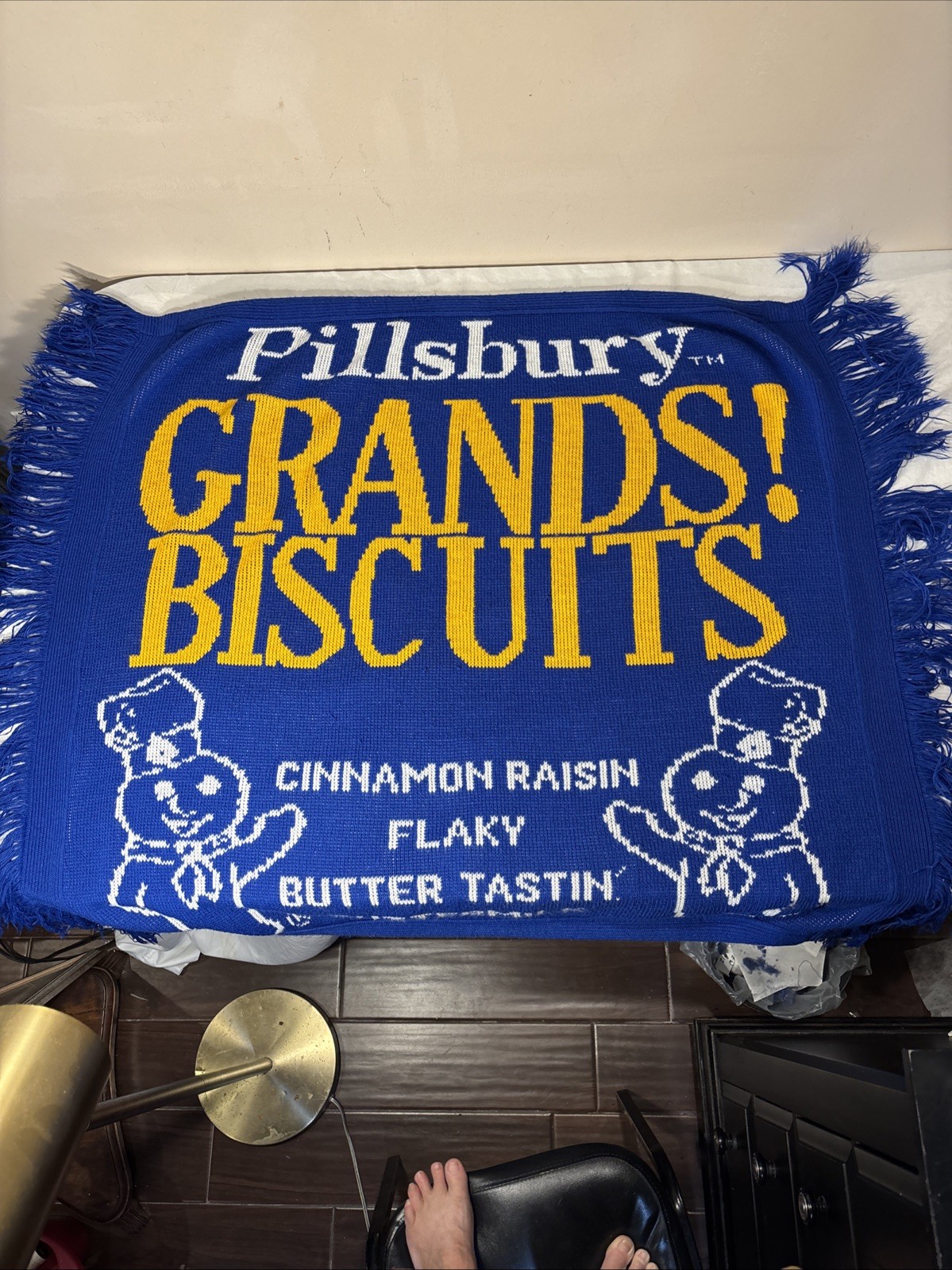 Pillsbury Doughboy Promo Grands Biscuits/cinnamon, Fringed Throw Blanket 44”x 44