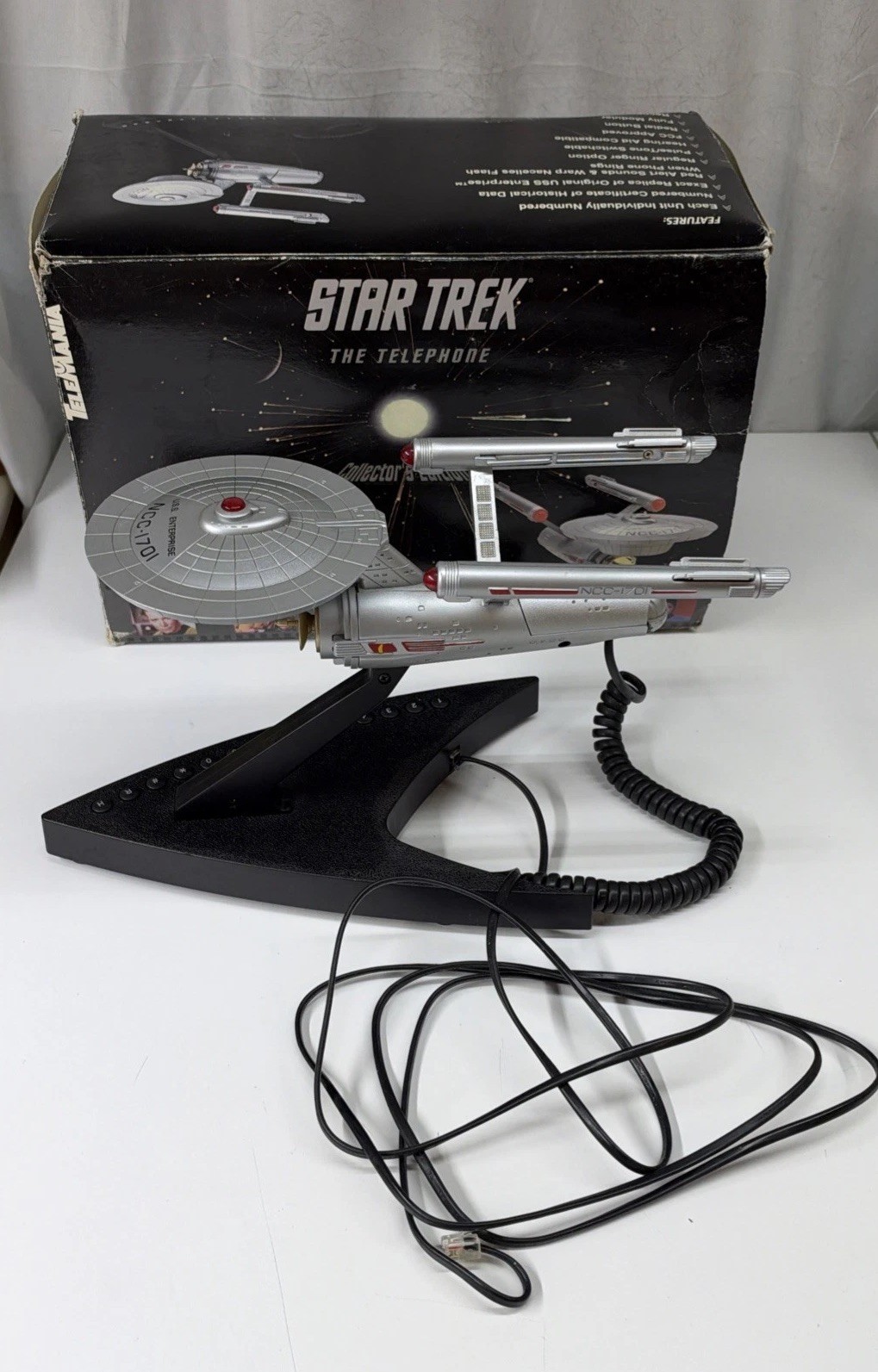 Vintage 1993 Star Trek Enterprise The Telephone Collector’s Edition in Box Vintage 1993 Star Trek Enterprise The Telephone Collector’s Edition in Box