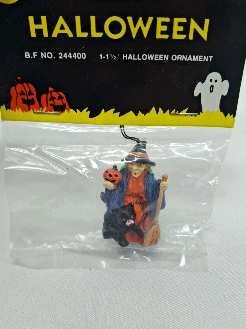 Vtg Ben Franklin NOS Halloween Miniature Ornament Witch w/ Cat Broomstick~1.25\