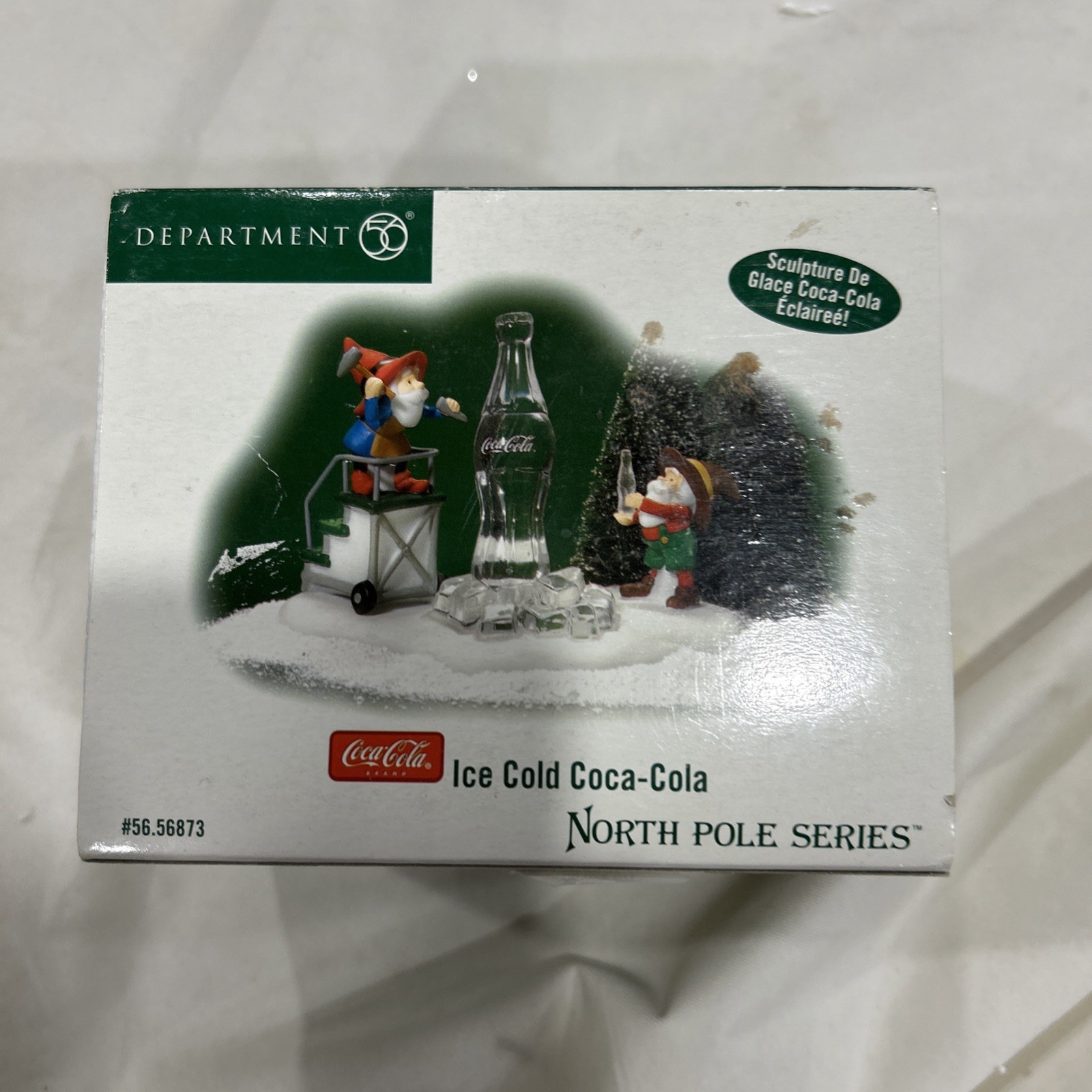 Department 56 North Pole Series Ice Cold Coca Cola #56.56863 2004 Yellowing Department 56 North Pole Series Ice Cold Coca Cola #56.56863 2004 Yellowing