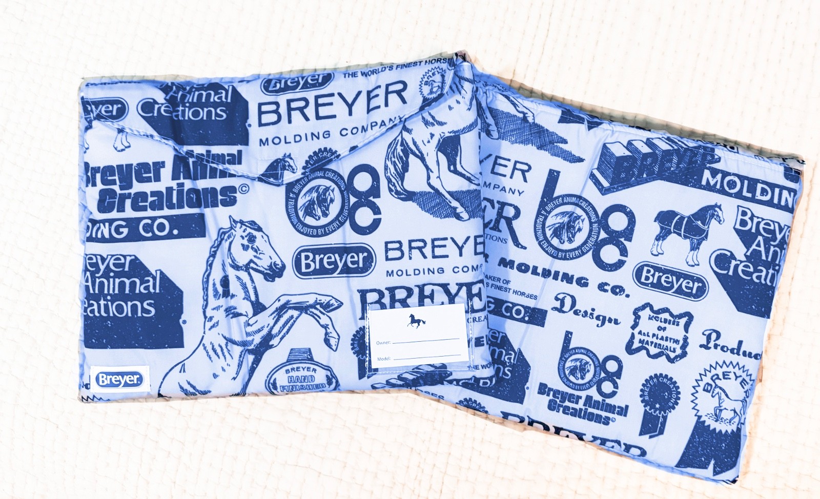 Breyer Traditional Pony Pouch Set of 2 pouches - historical logos design Breyer Traditional Pony Pouch Set of 2 pouches - historical logos design