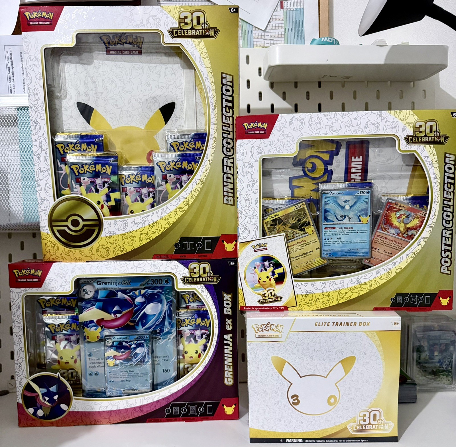 Pokémon 30th Anniversary Sealed Bundle ETB + Poster & Binder Collection + ex box Pokémon 30th Anniversary Sealed Bundle ETB + Poster & Binder Collection + ex box