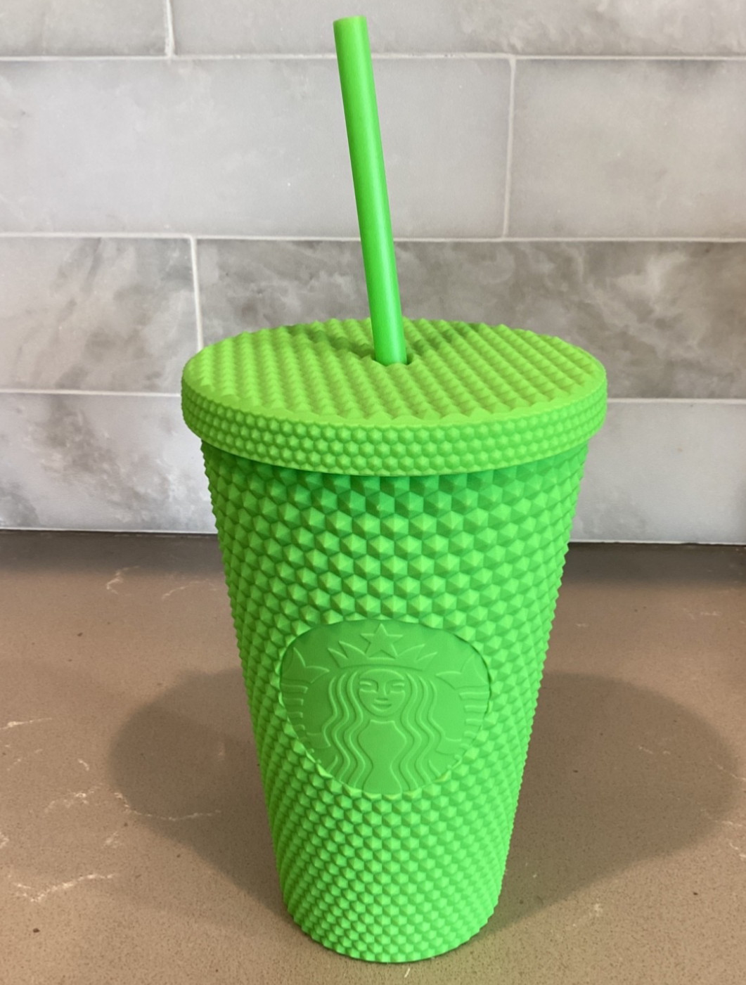 NWT Starbucks Fall Halloween 2021 Neon Green Grande 16 Oz Studded Tumbler Cup NWT Starbucks Fall Halloween 2021 Neon Green Grande 16 Oz Studded Tumbler Cup