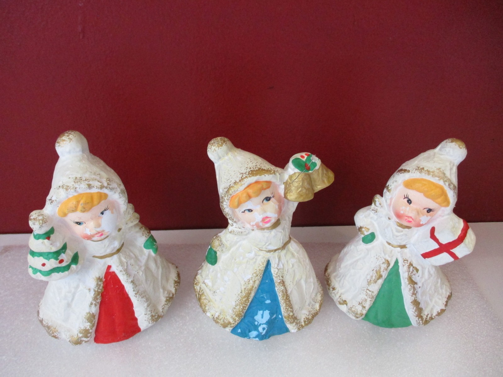 Kitschy Christmas Vintage 50s Ardco Japan Painted Chalkware 3 Girl Figurines Set