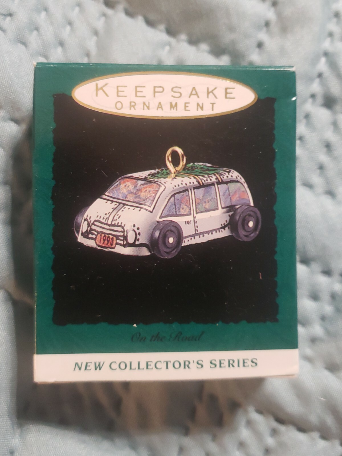 1993 HALLMARK MINI ORNAMENT - ON THE ROAD IN BOX 