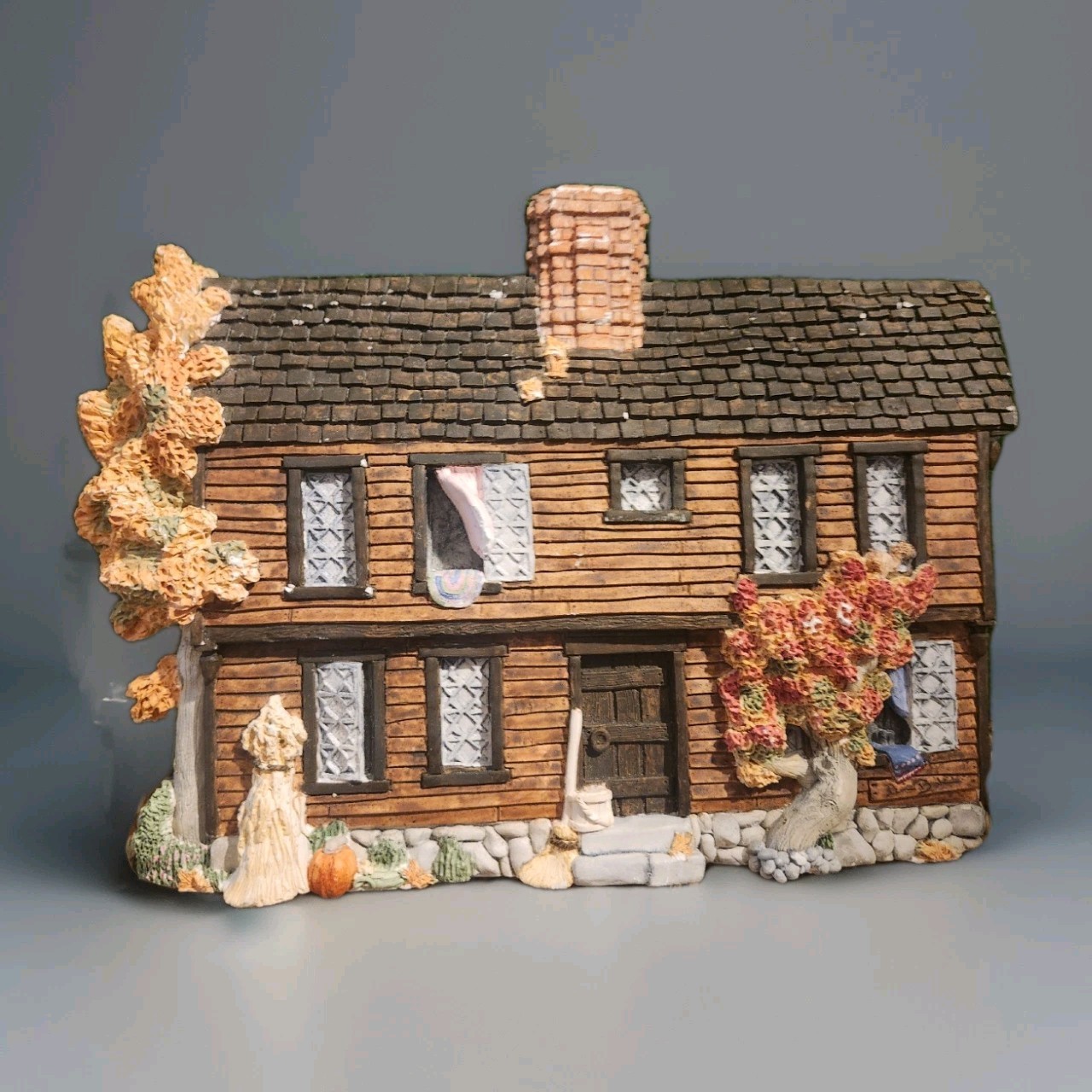 Vintage Brian Baker's DejaVu Collection 'Country Barn' #1508 Vintage Brian Baker's DejaVu Collection 'Country Barn' #1508